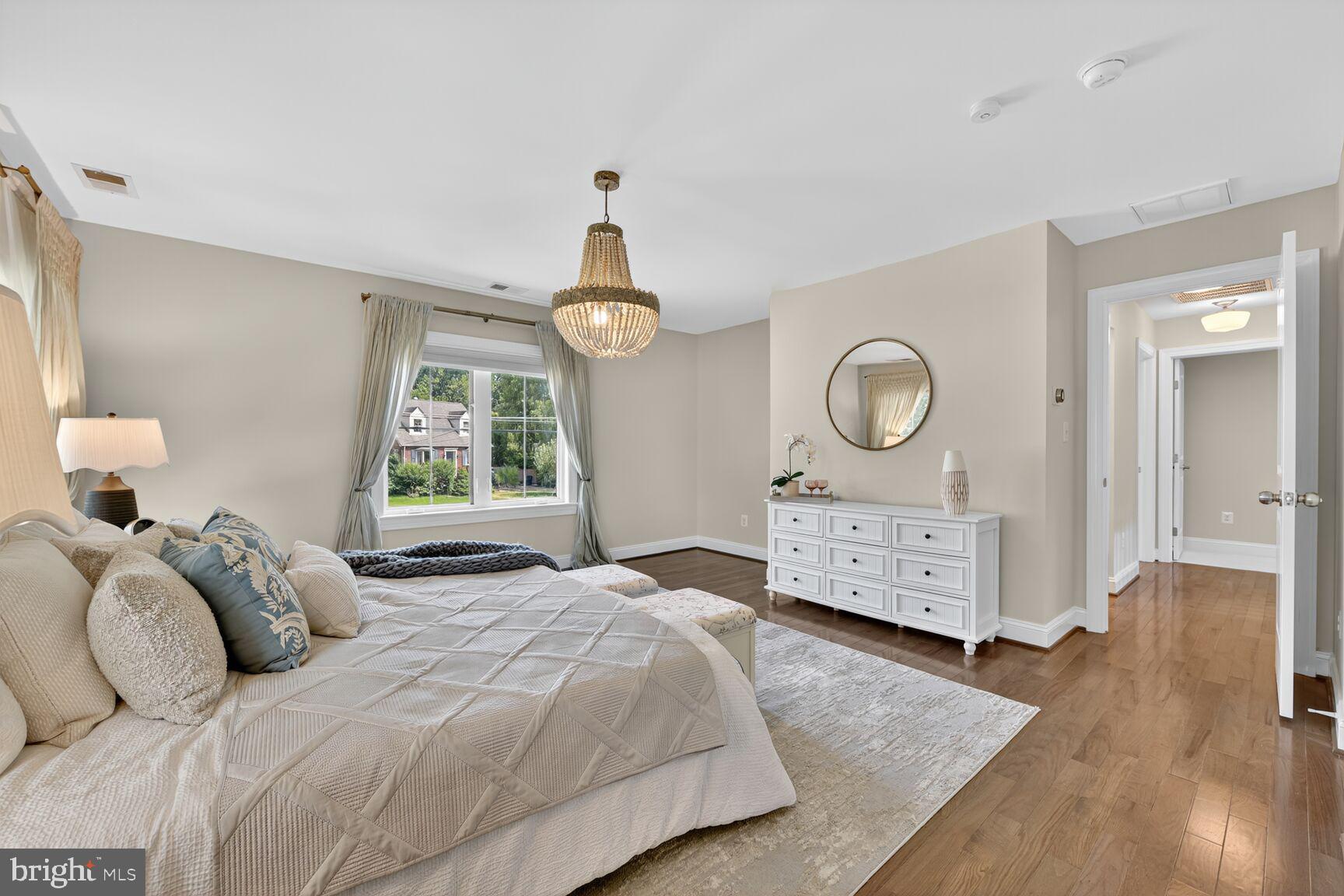 BERKSHIRE OAKWOOD - Residential