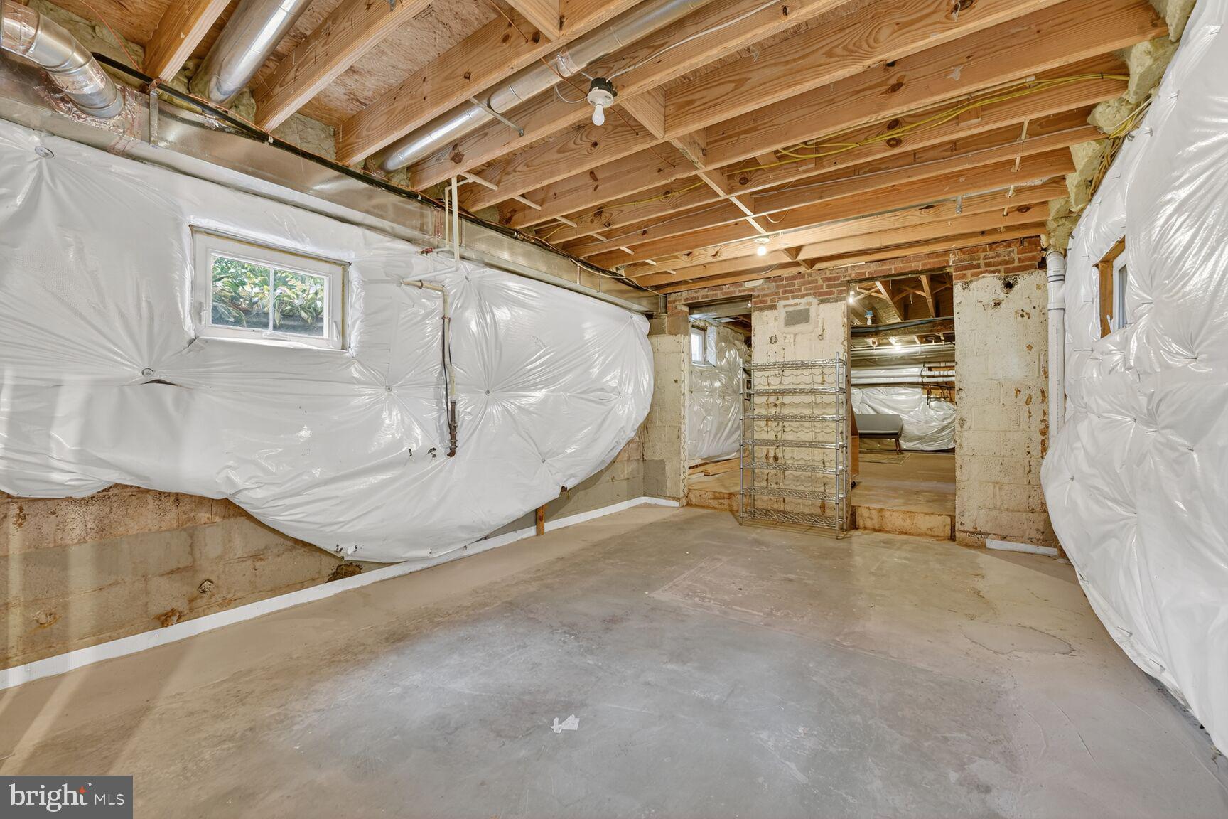 BERKSHIRE OAKWOOD - Residential