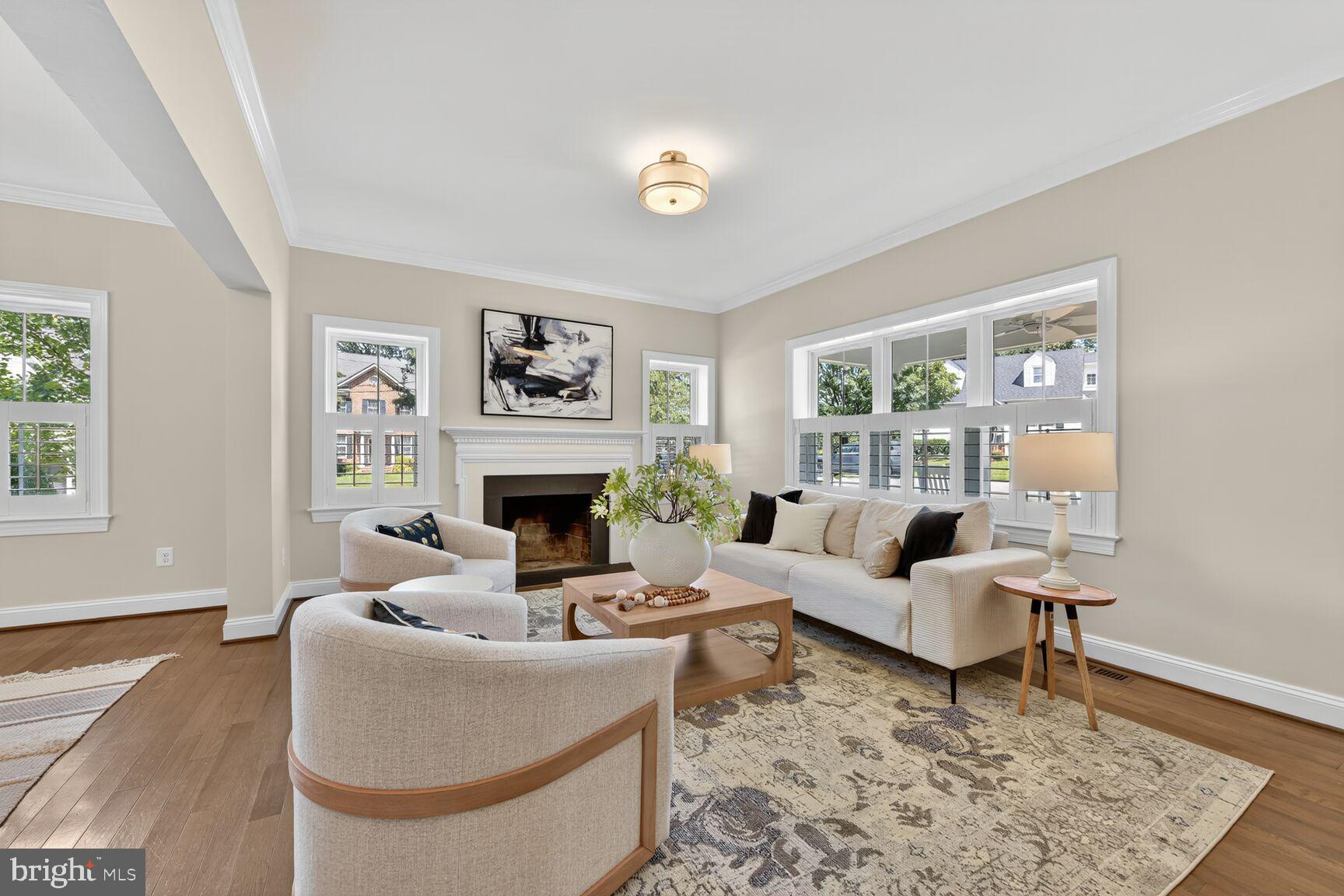 BERKSHIRE OAKWOOD - Residential