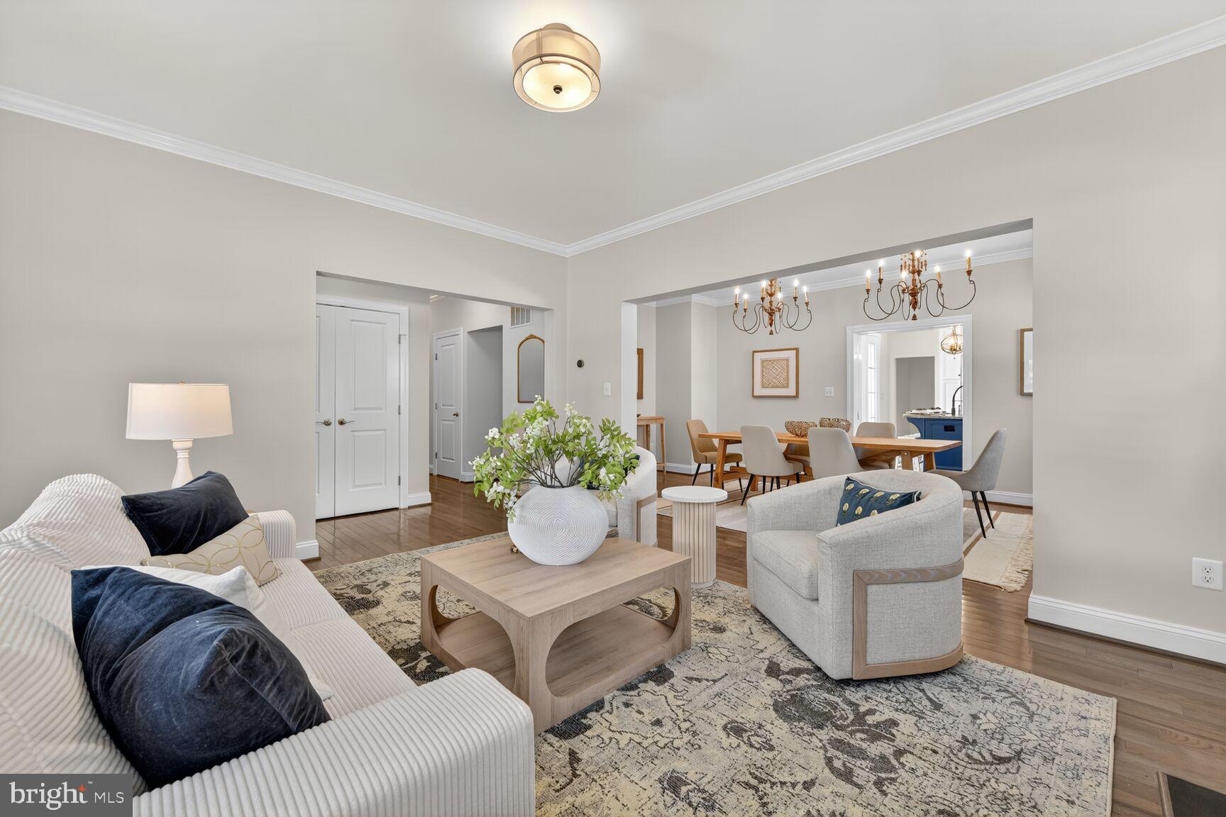 BERKSHIRE OAKWOOD - Residential