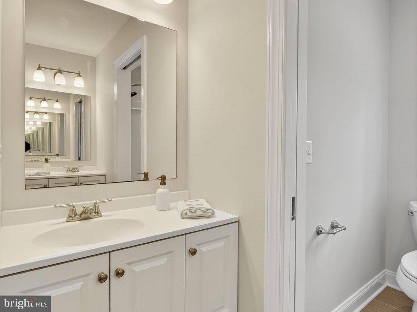 BERKSHIRE OAKWOOD - Residential