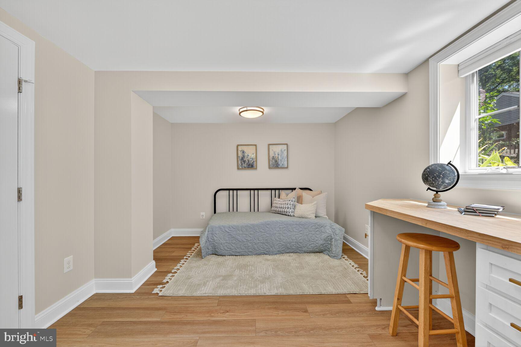 BERKSHIRE OAKWOOD - Residential