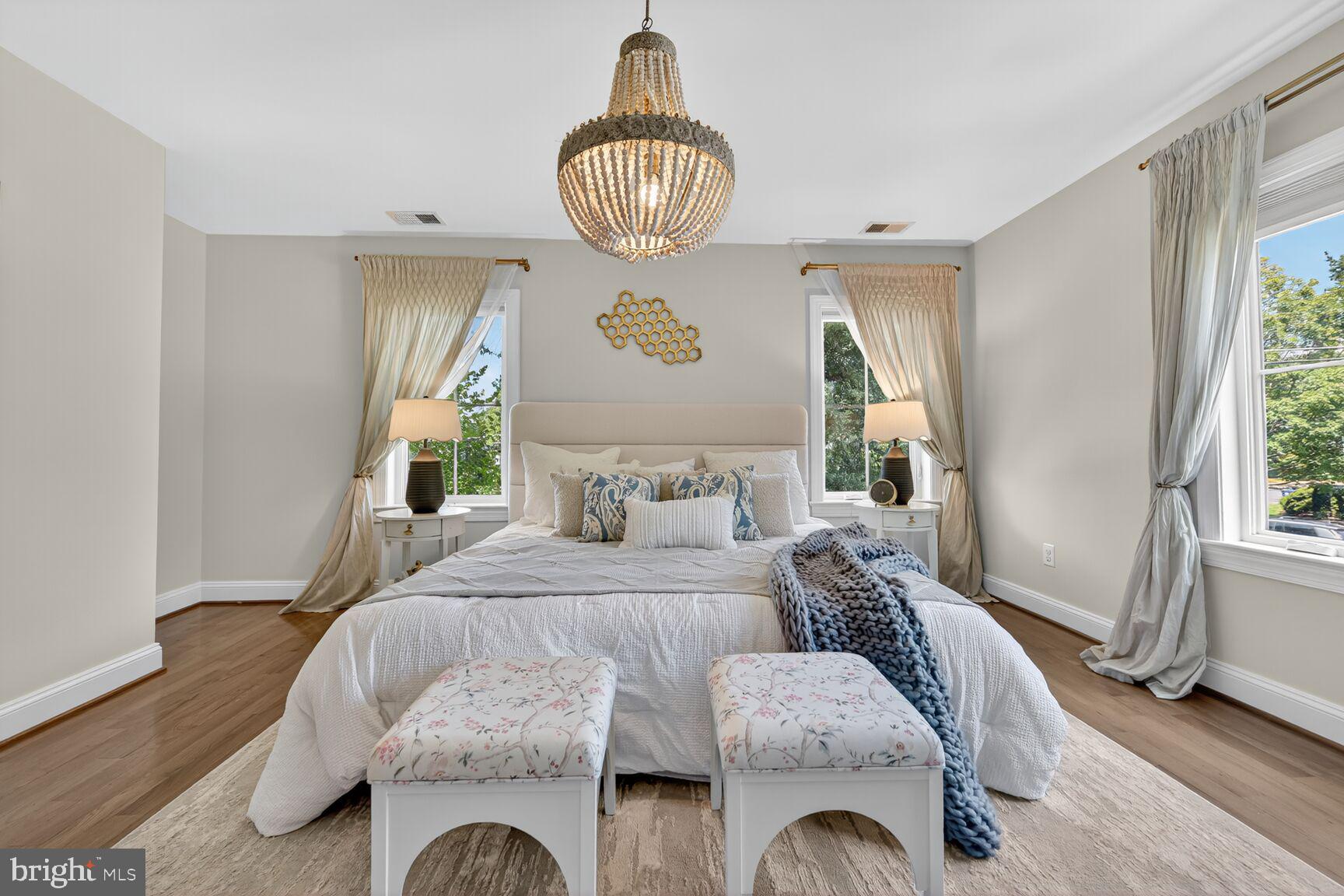 BERKSHIRE OAKWOOD - Residential