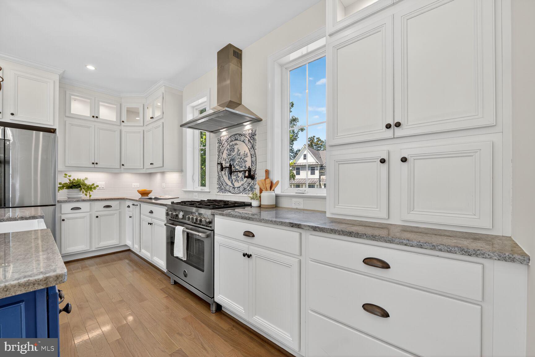 BERKSHIRE OAKWOOD - Residential