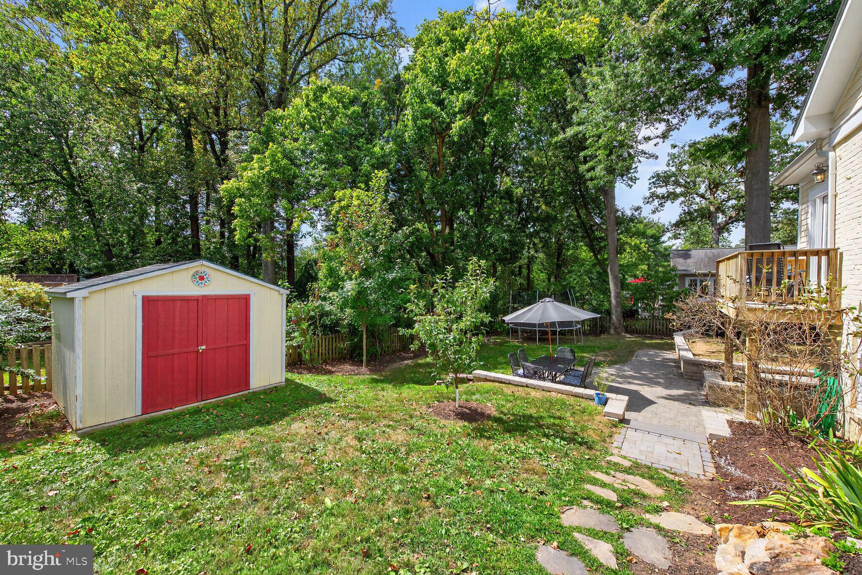 BERKSHIRE OAKWOOD - Residential