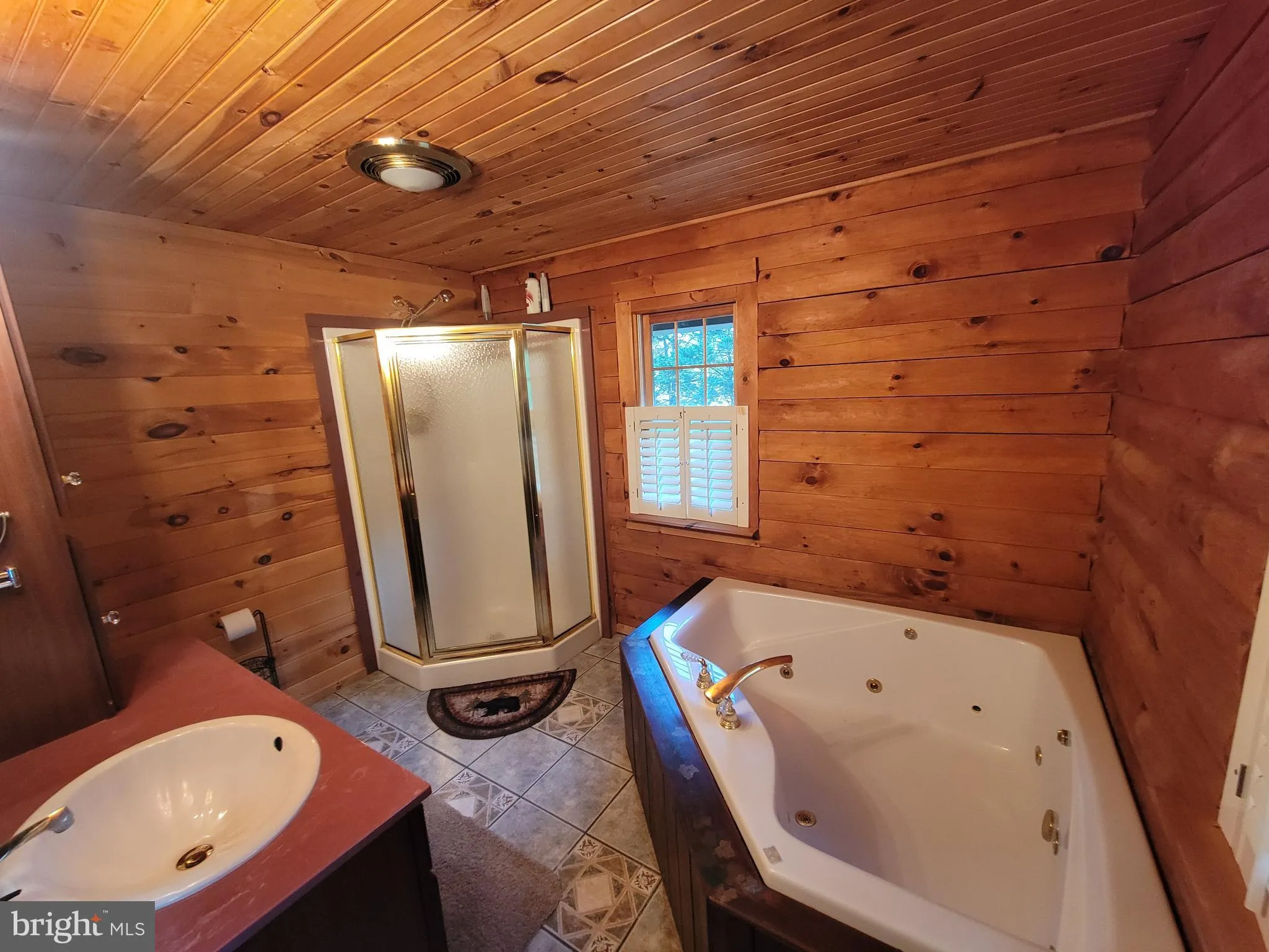 Townsend, Delaware 19734, United States, 4 Bedrooms Bedrooms, ,3 BathroomsBathrooms,Residential,Active,37927