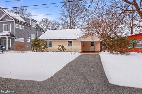 202 LINDEN LANE PRINCETON NJ 08540