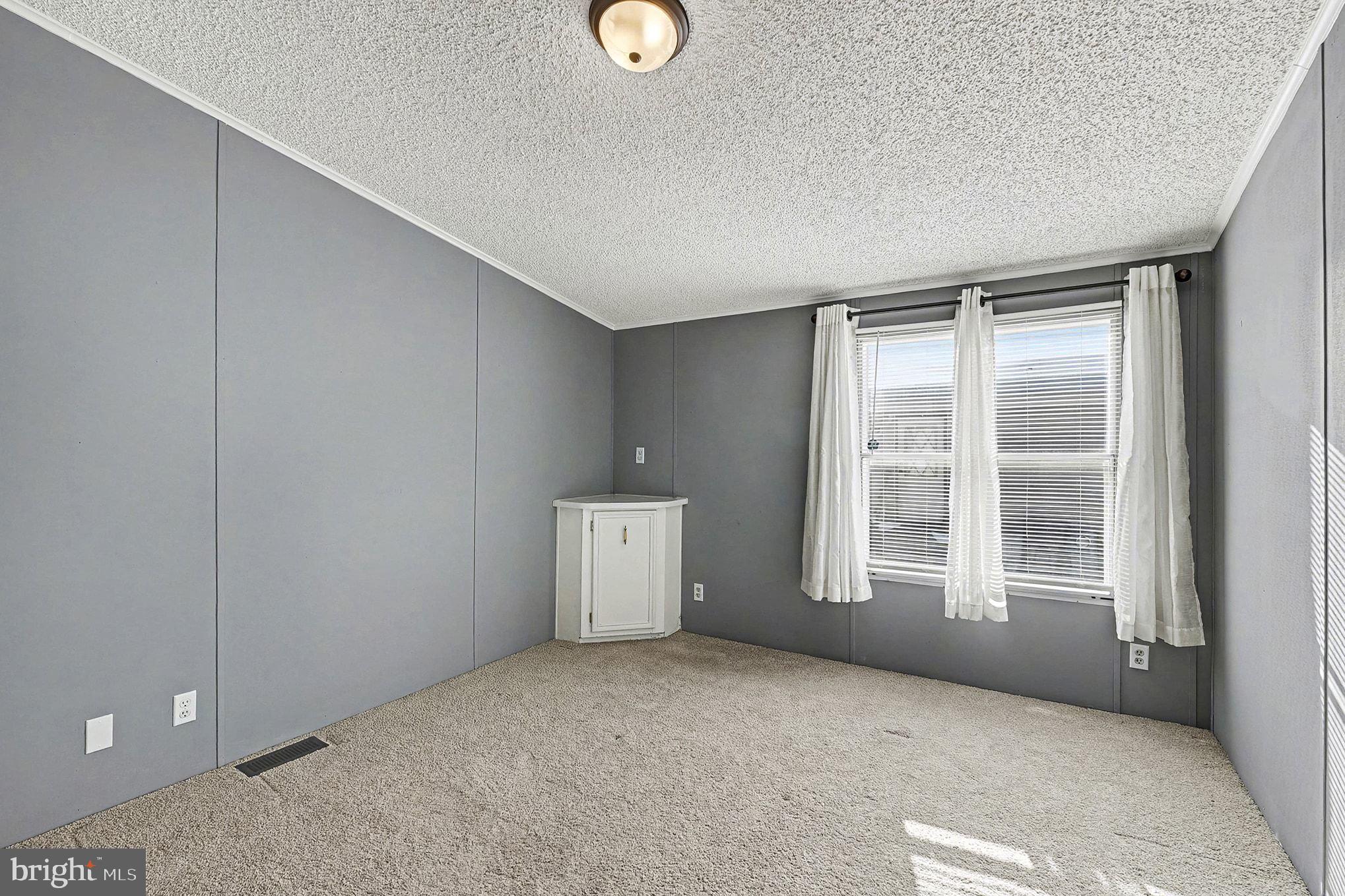 PEPPERMINT WOODS - Residential