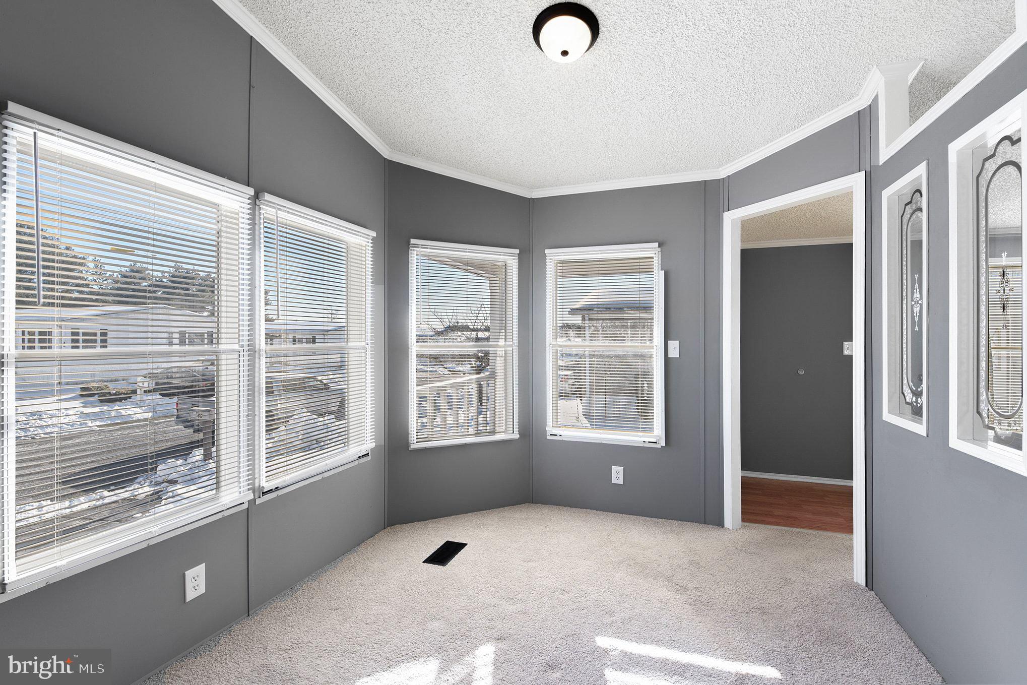 PEPPERMINT WOODS - Residential