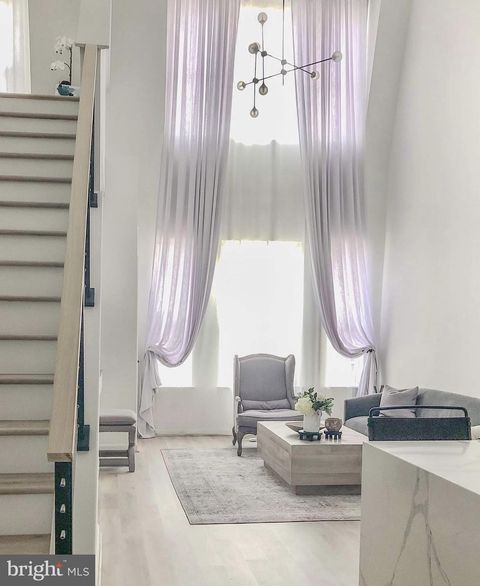 2665 PROSPERITY AVENUE 434 FAIRFAX VA 22031