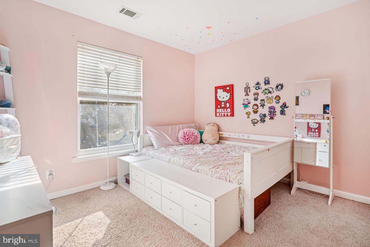 VINT HILL - Residential