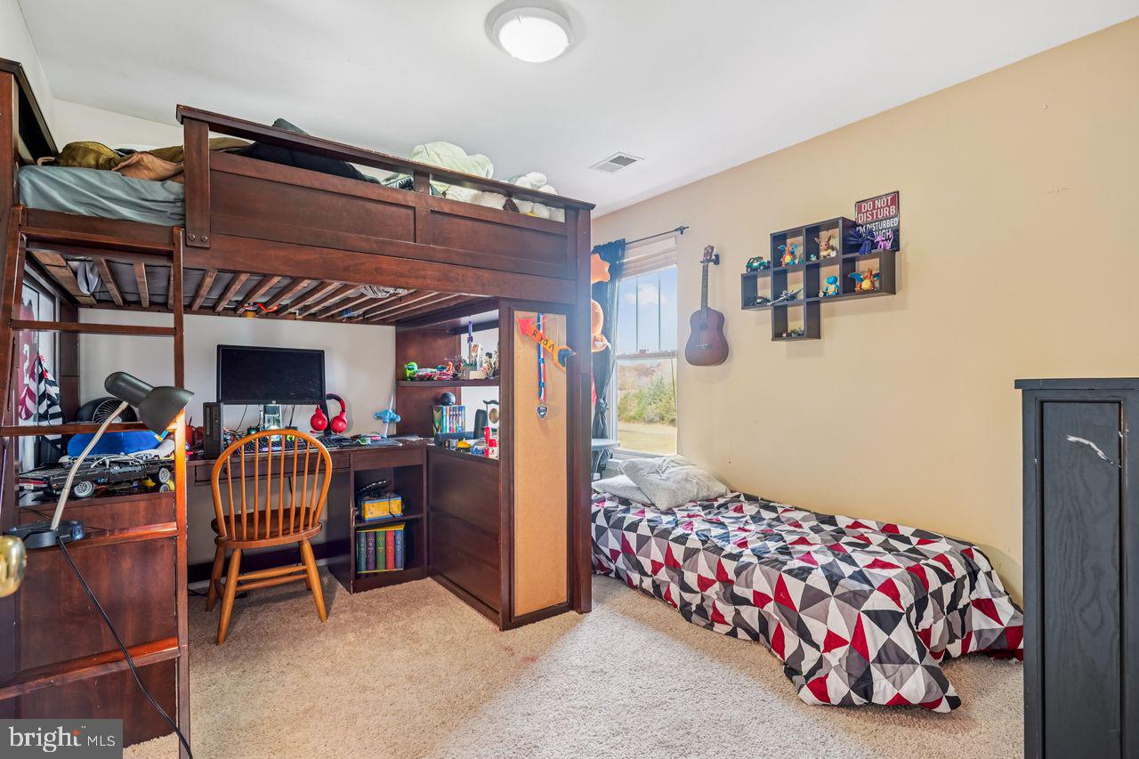 VINT HILL - Residential