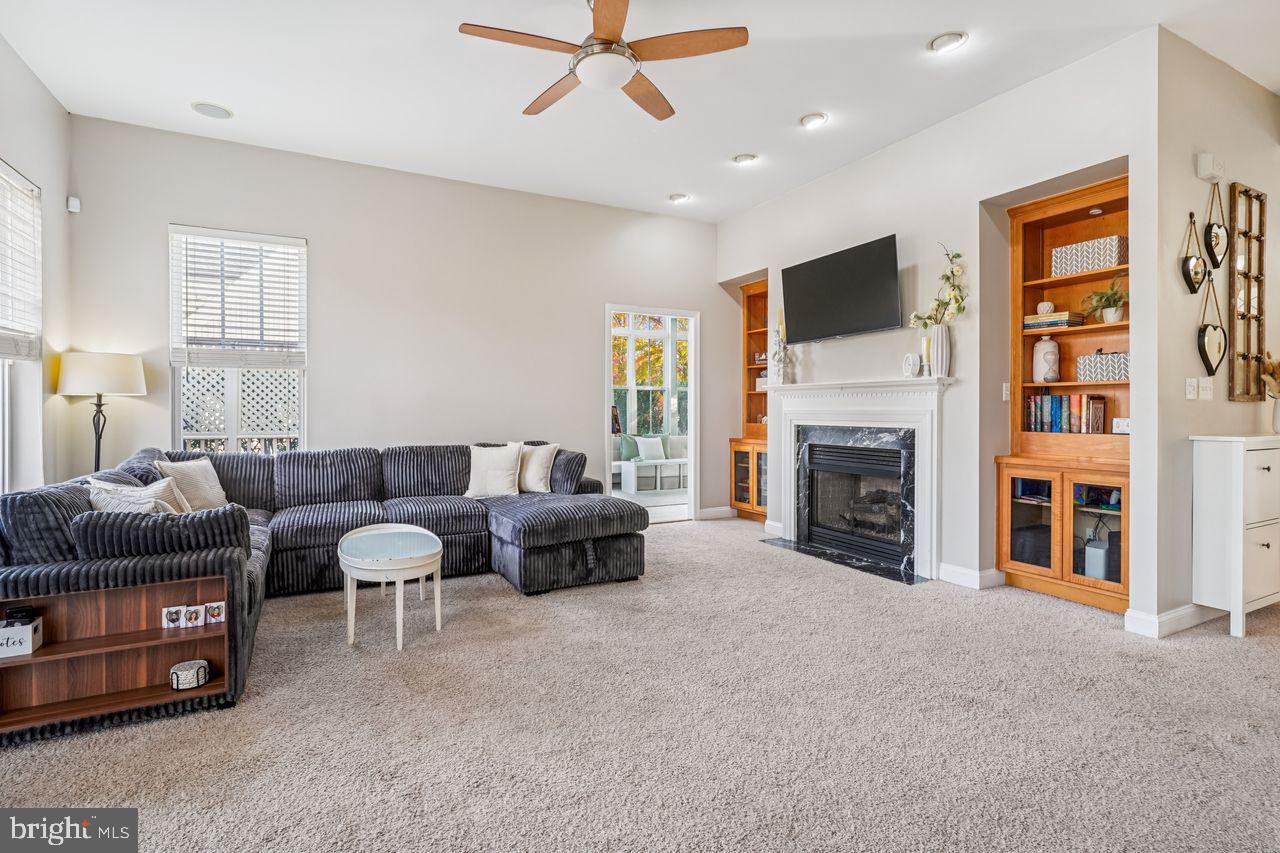 VINT HILL - Residential