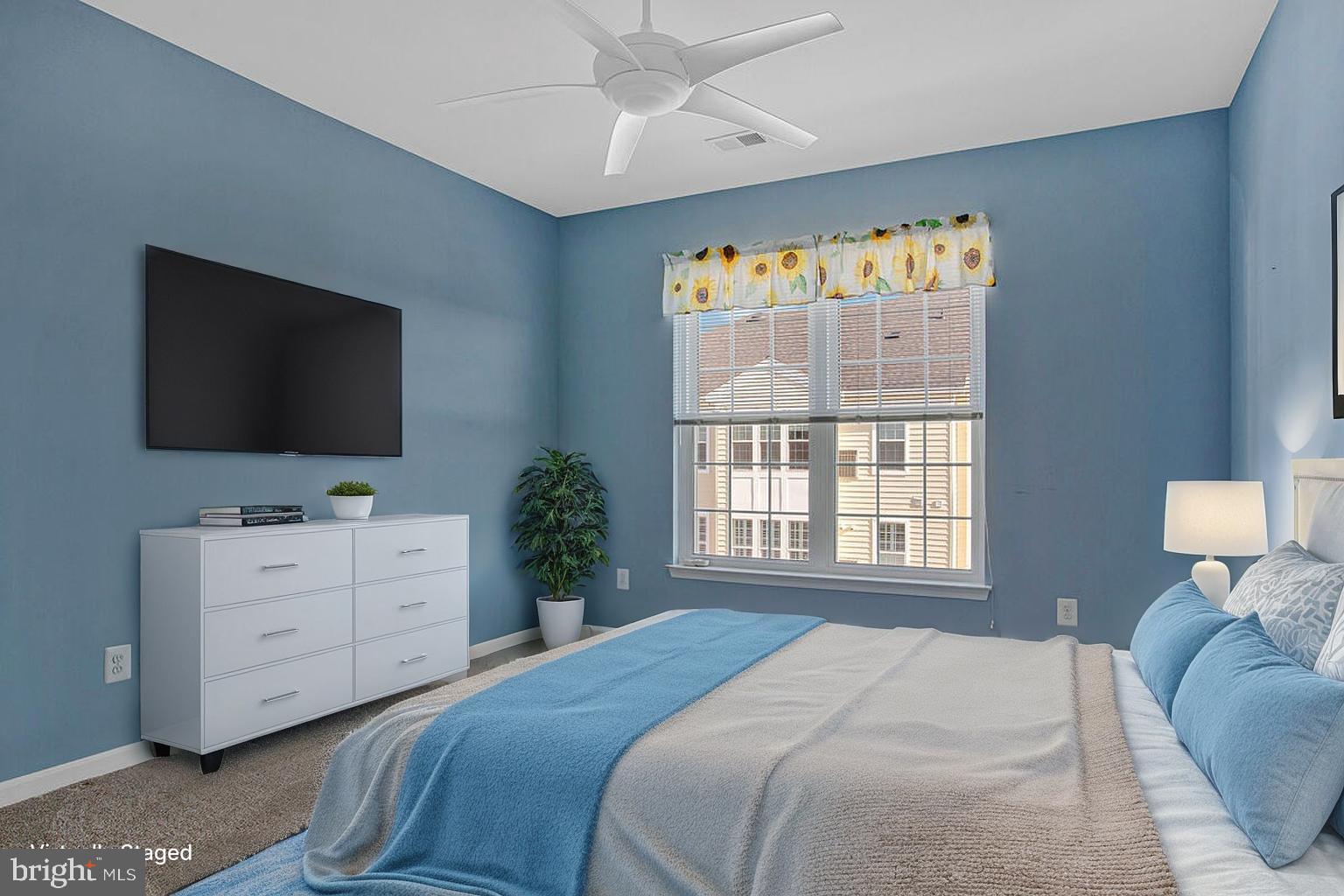 GATHERINGS AT LYNDWOOD - Residential