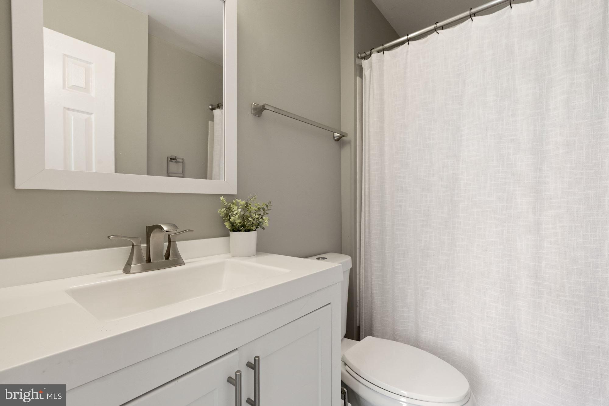 CROFTON VILLAGE - Residential