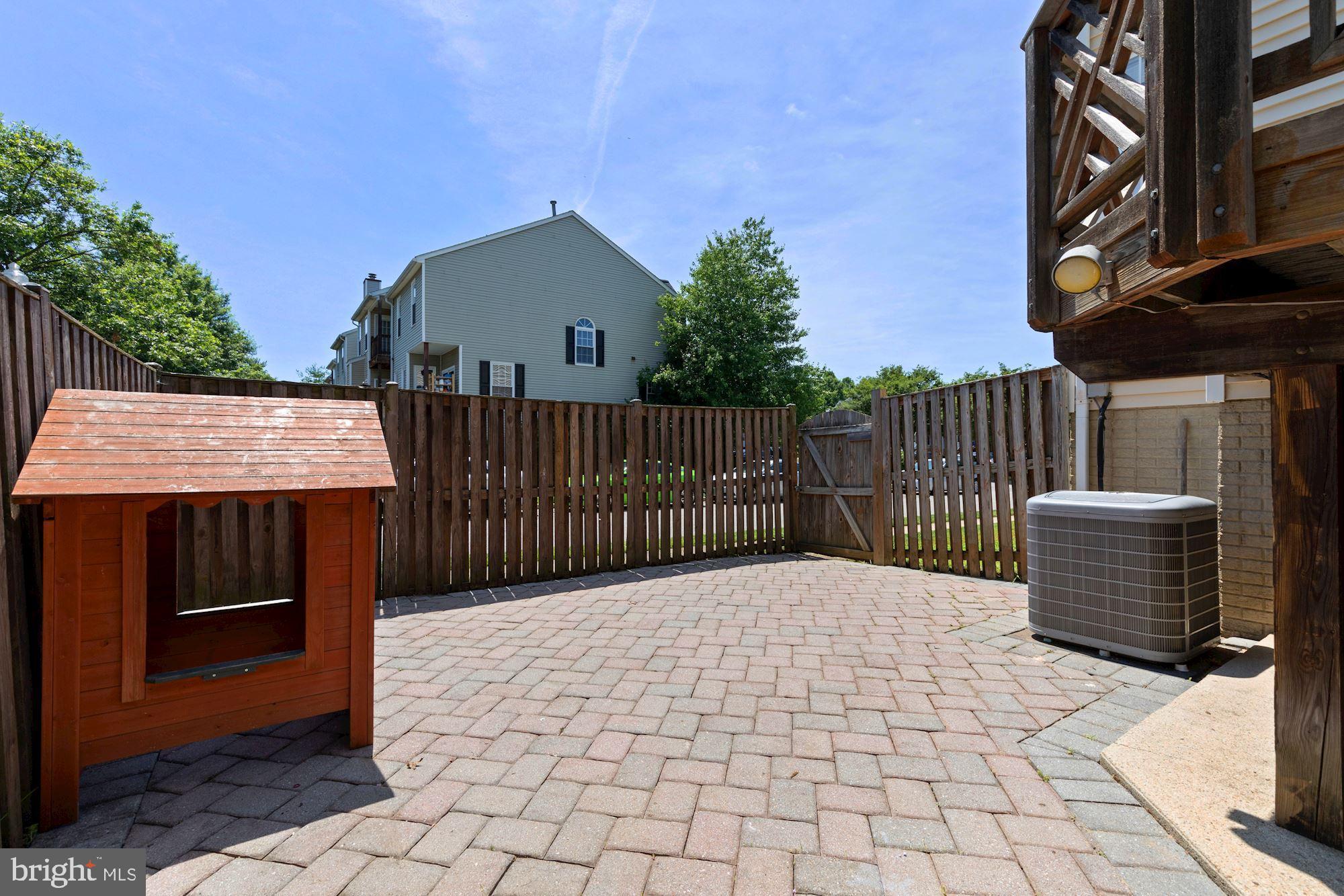 CROFTON VILLAGE - Residential