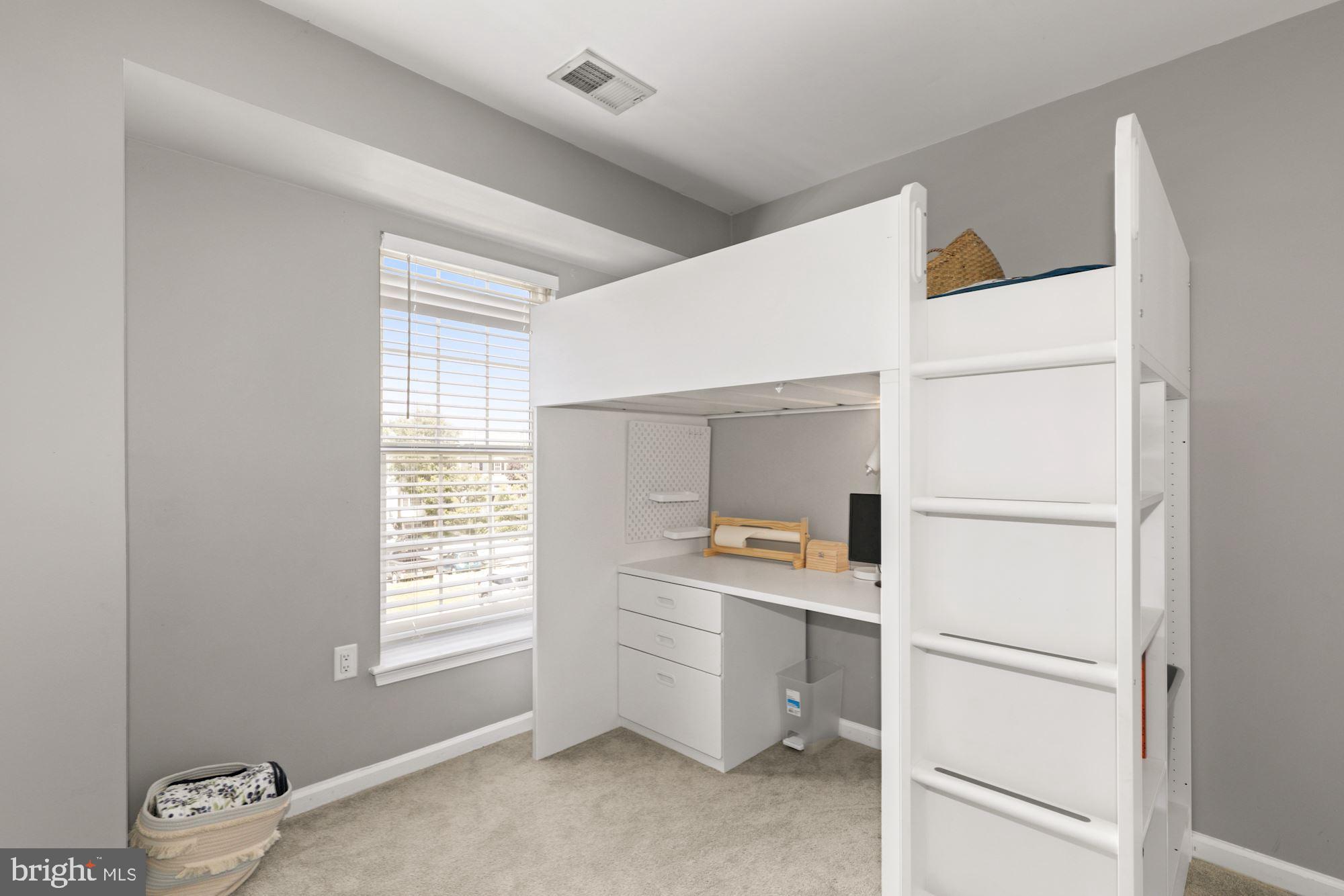 CROFTON VILLAGE - Residential