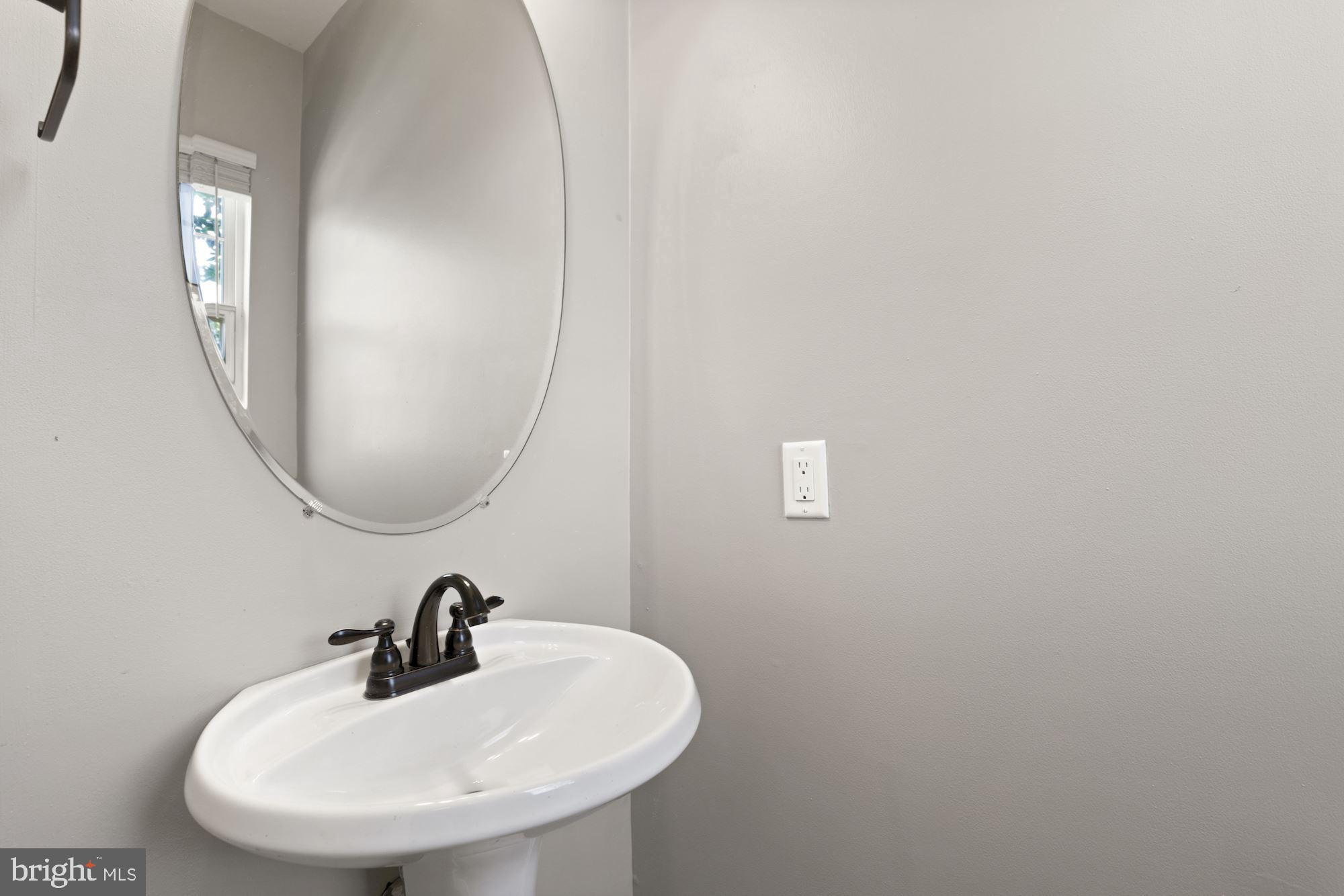 CROFTON VILLAGE - Residential