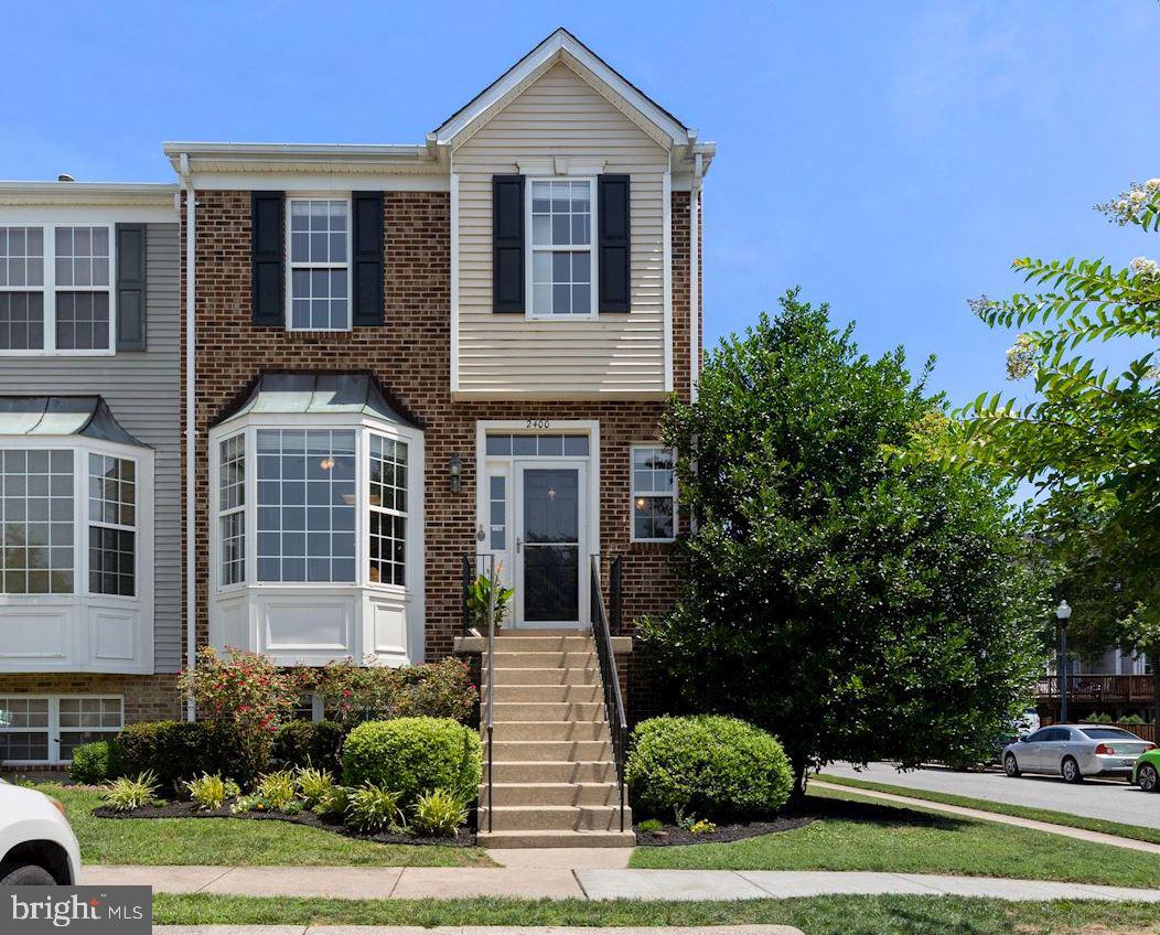 CROFTON VILLAGE - Residential