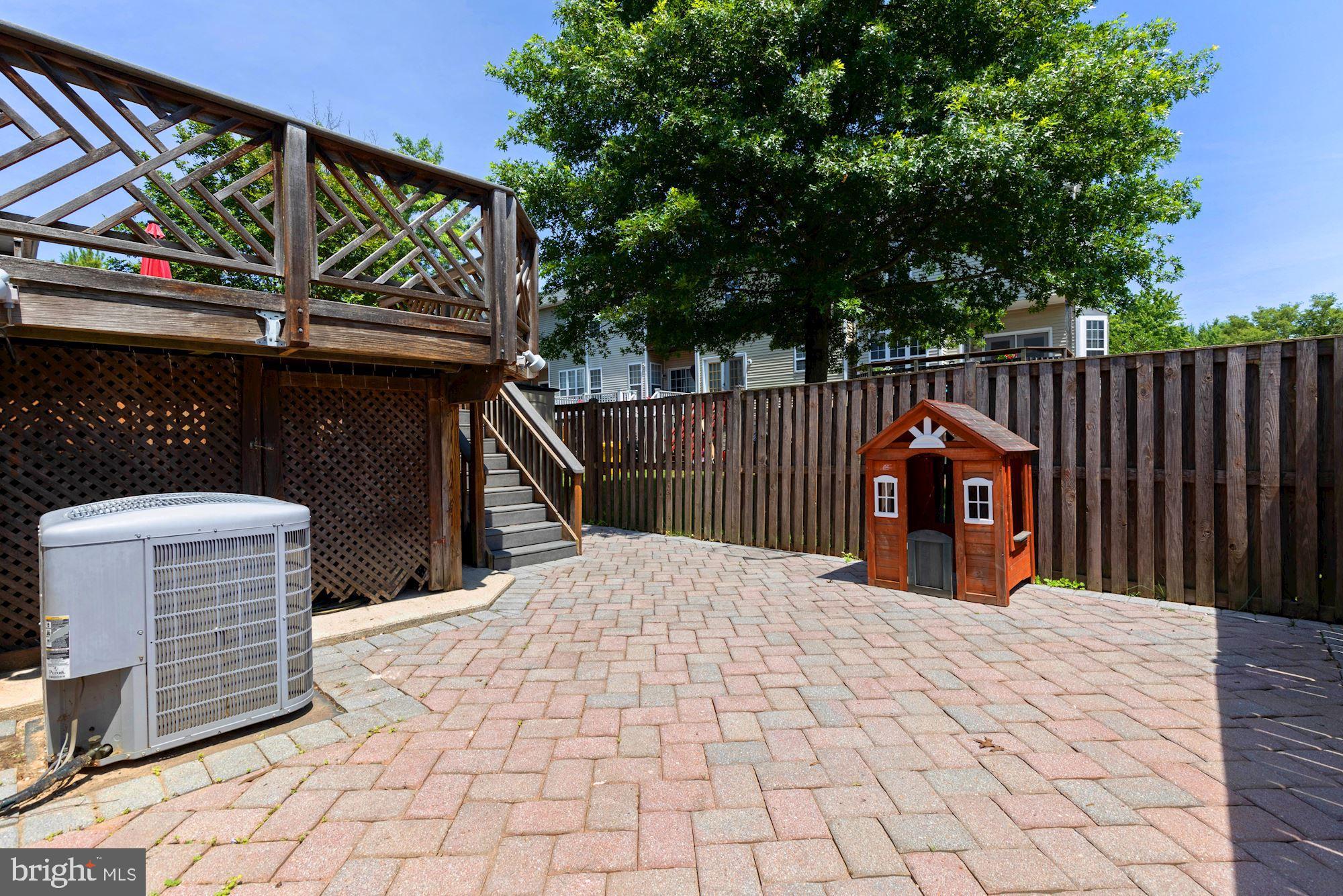 CROFTON VILLAGE - Residential