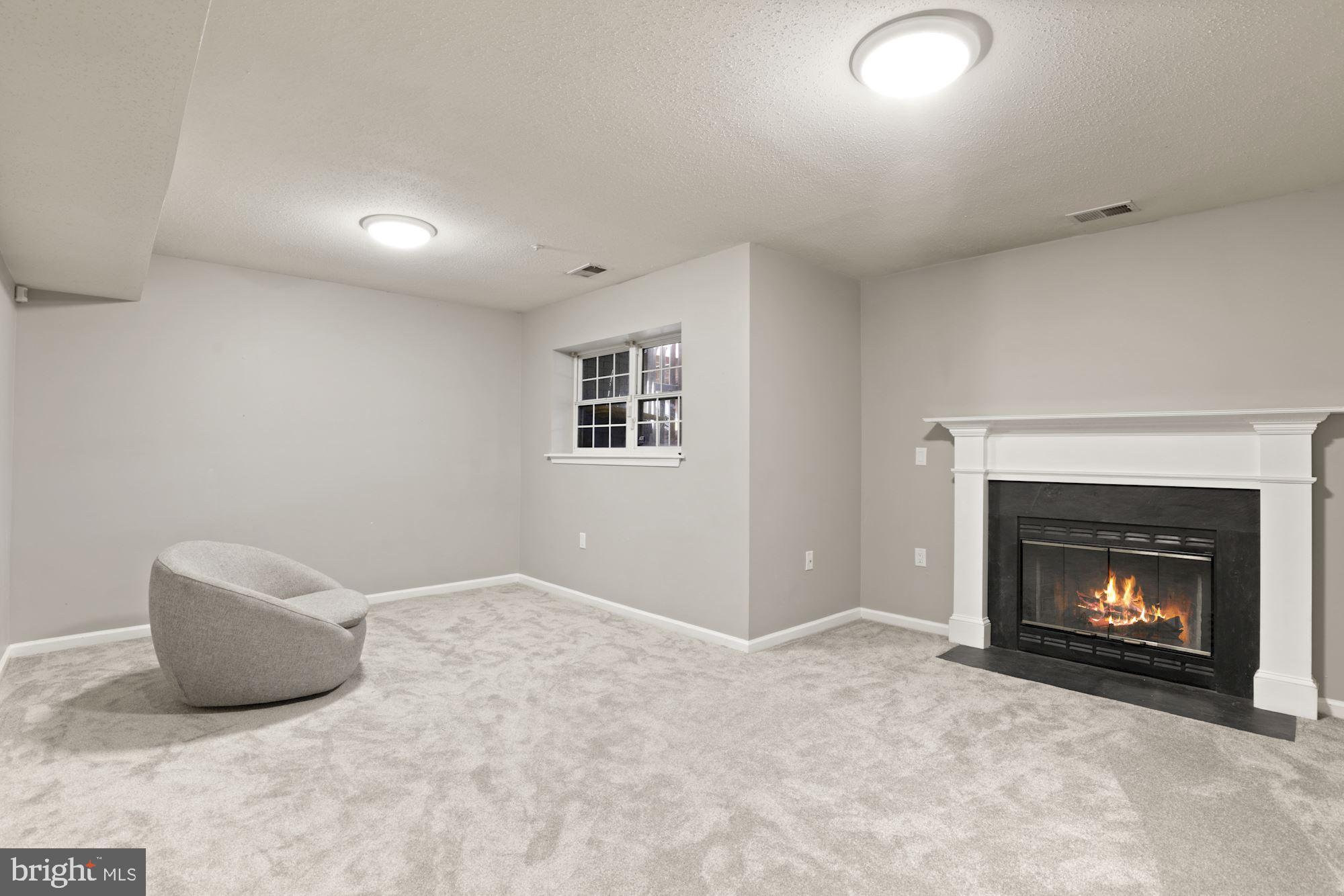 CROFTON VILLAGE - Residential