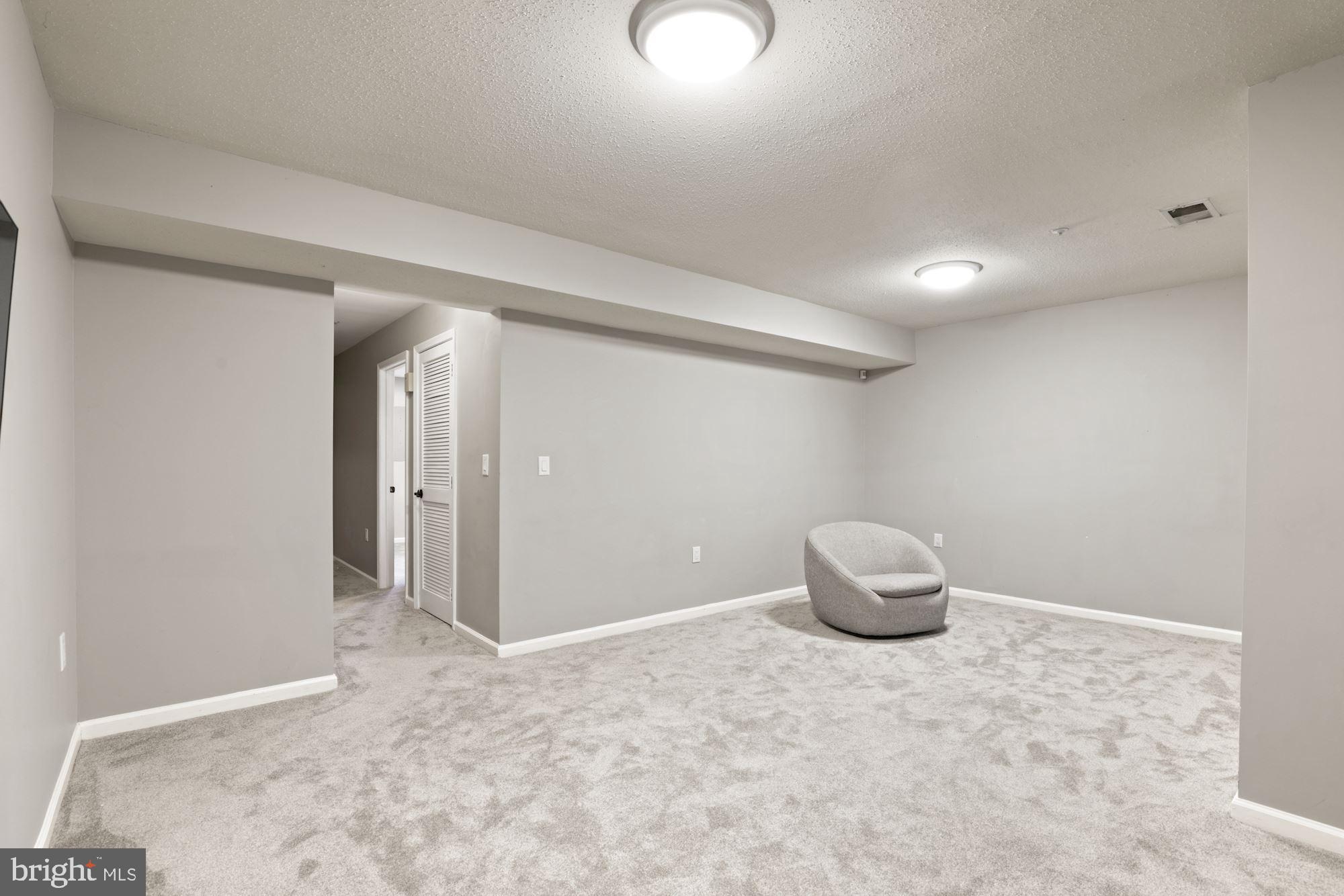 CROFTON VILLAGE - Residential