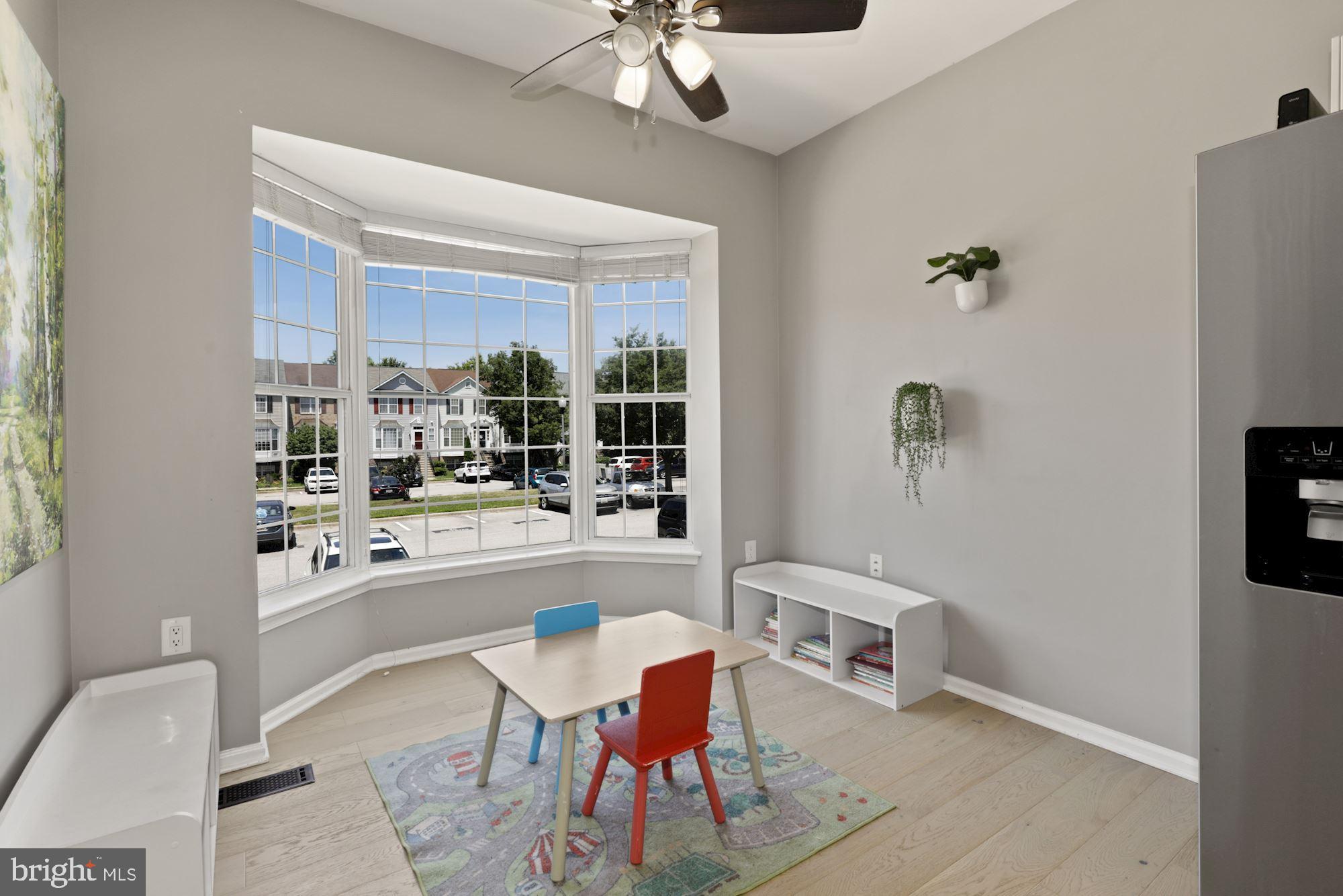 CROFTON VILLAGE - Residential