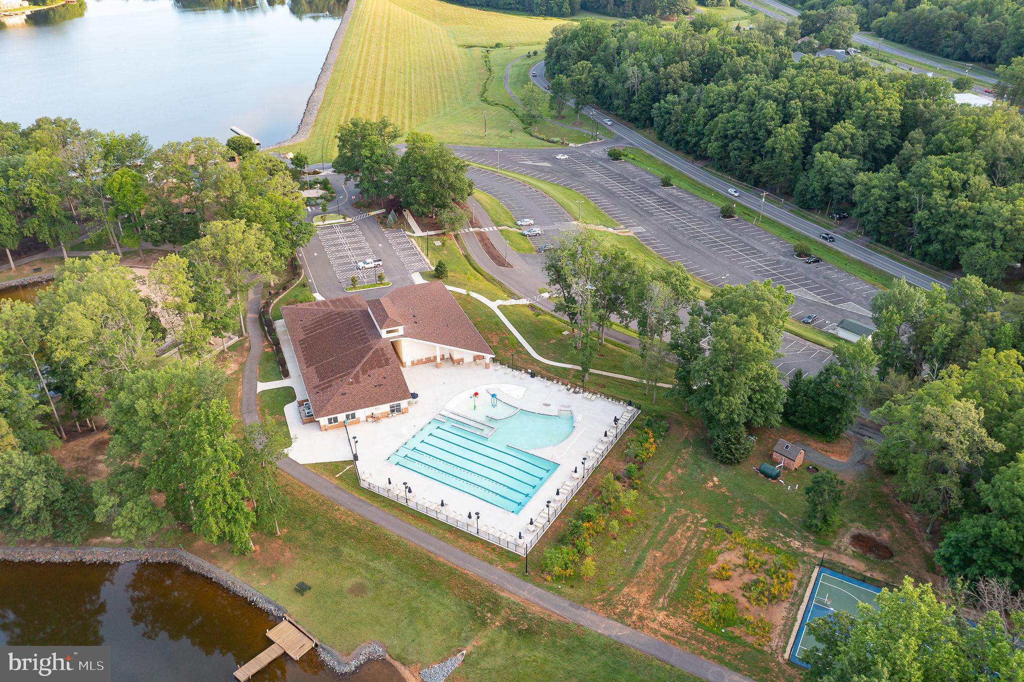 LAKE OF THE WOODS - Residential