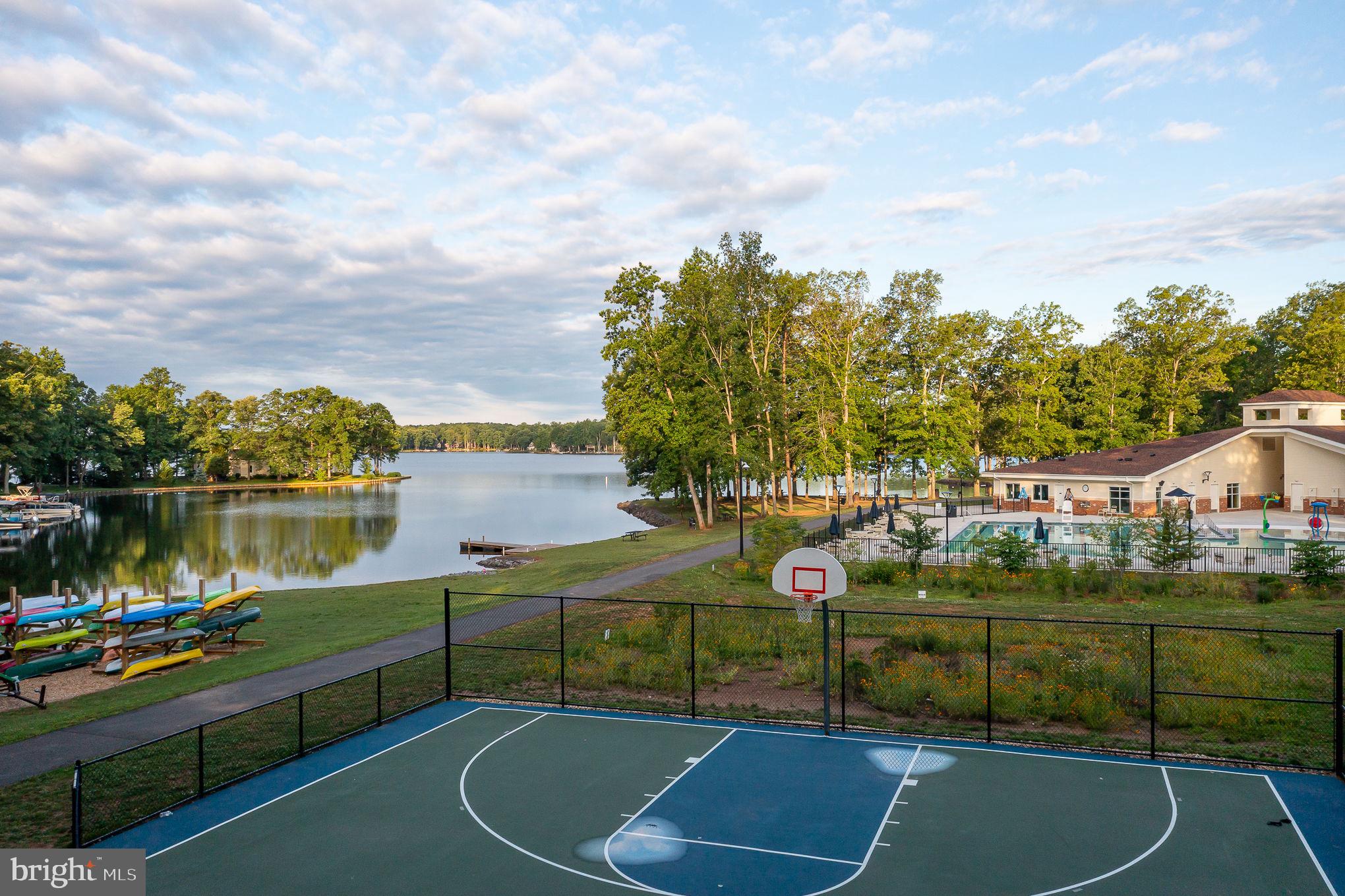 LAKE OF THE WOODS - Residential
