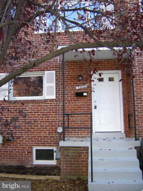 GLASSMANOR - Residential Lease