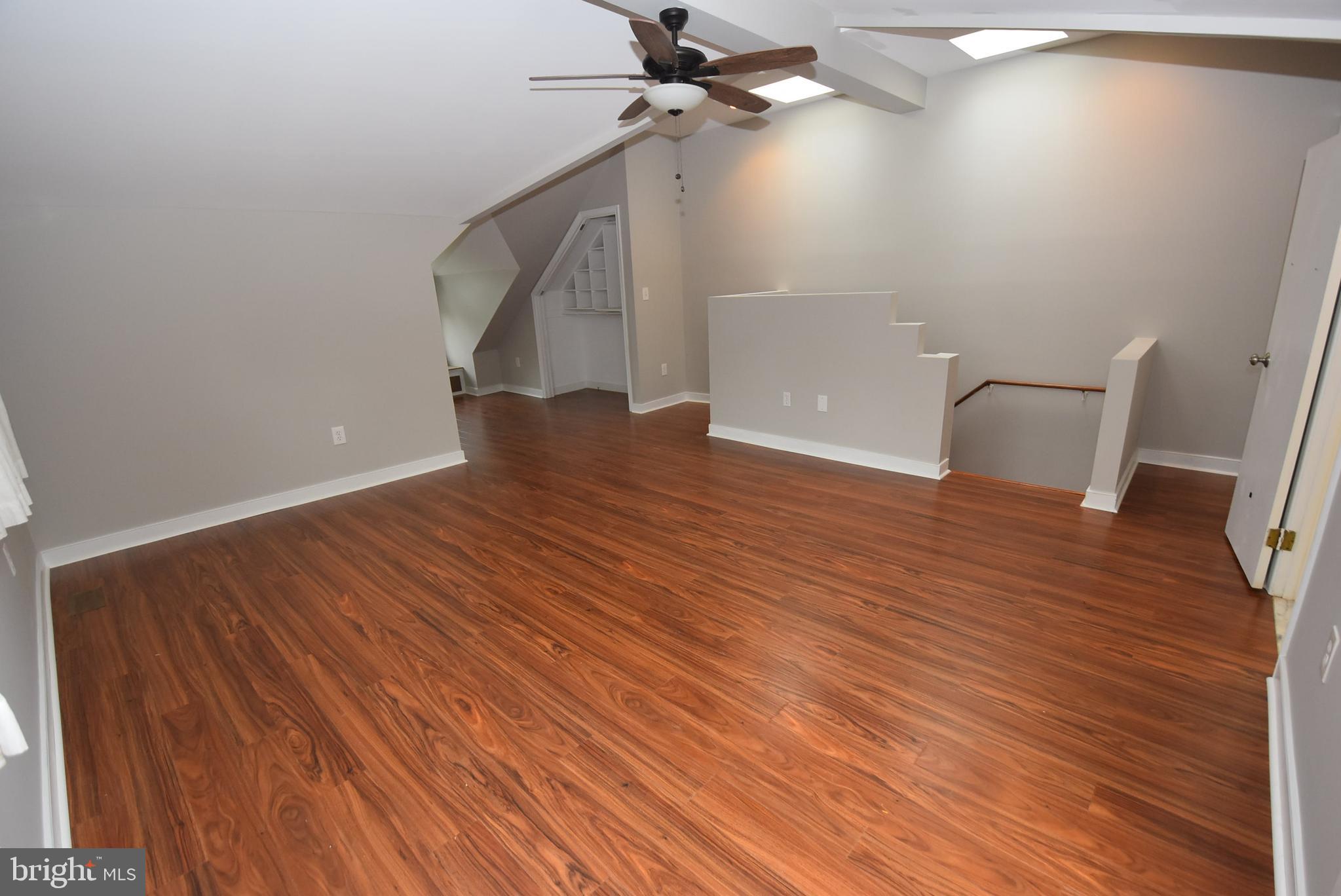 HOMEWOOD - Residential