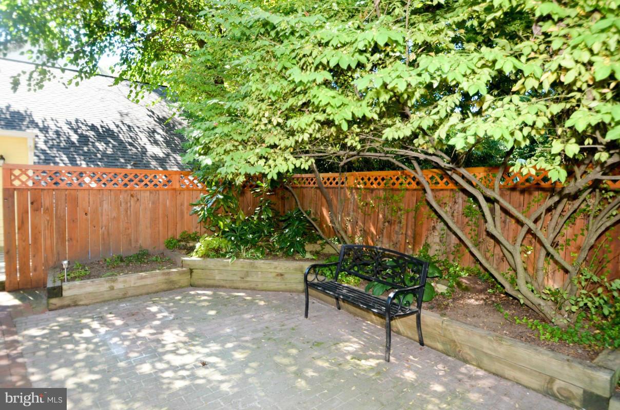 HOMEWOOD - Residential