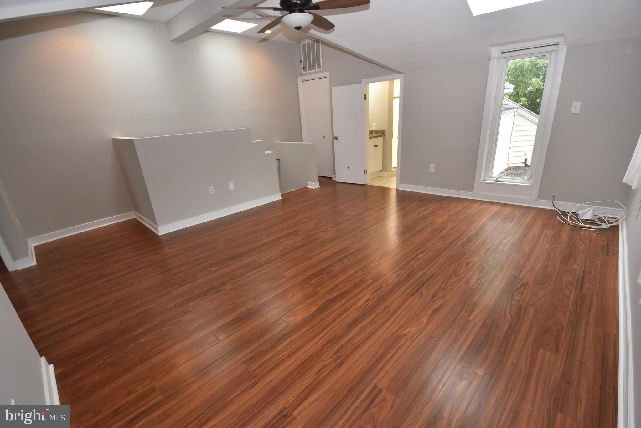 HOMEWOOD - Residential