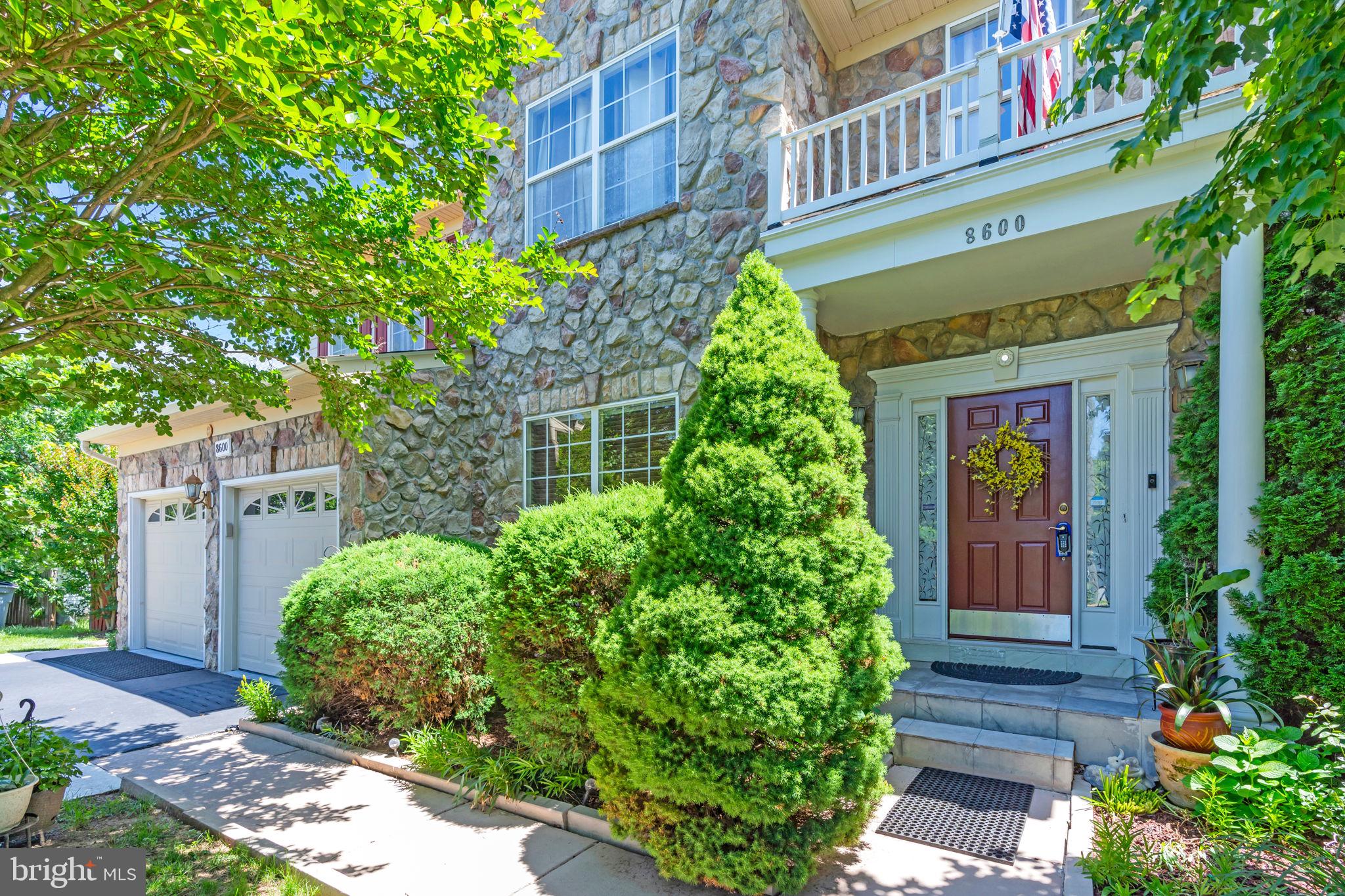 8600 DUTCHMAN COURT