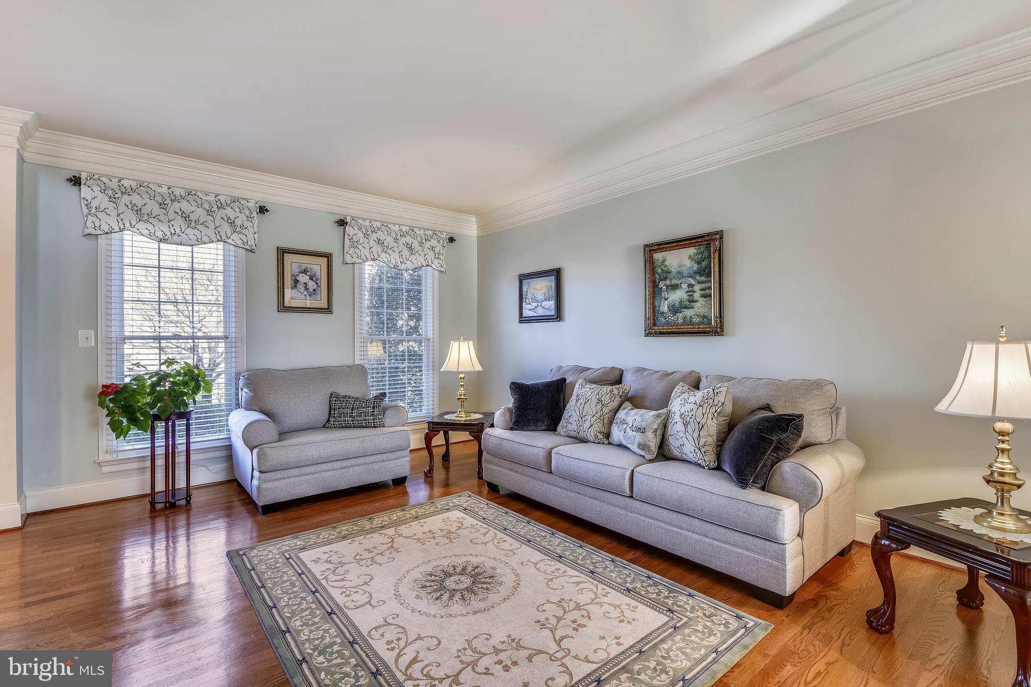 RIVER FALLS - Residential