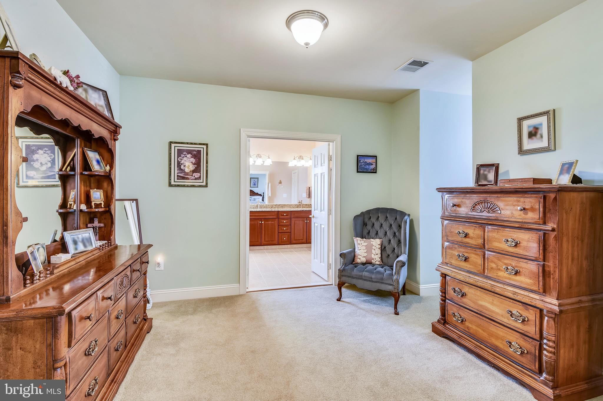 RIVER FALLS - Residential