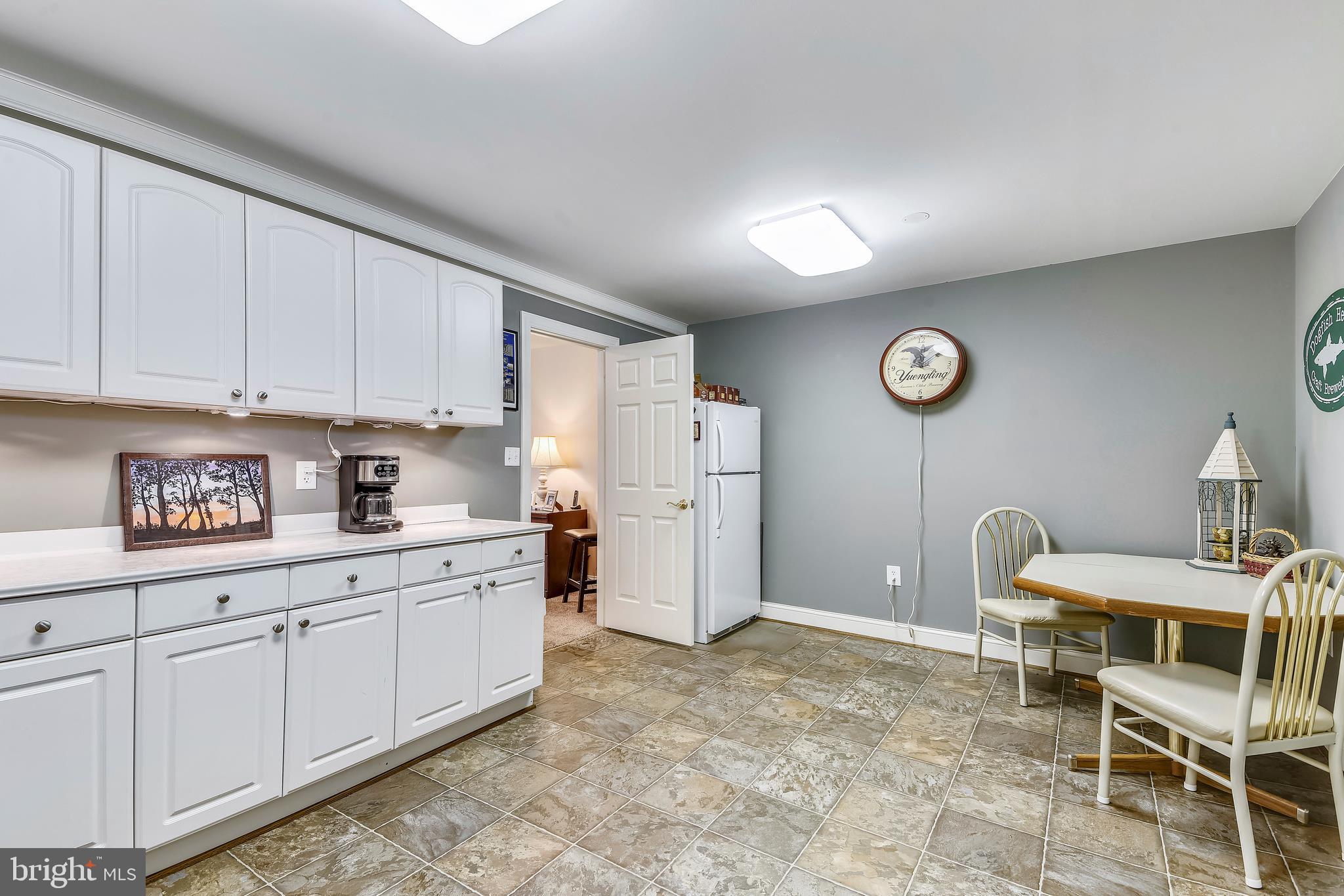 RIVER FALLS - Residential