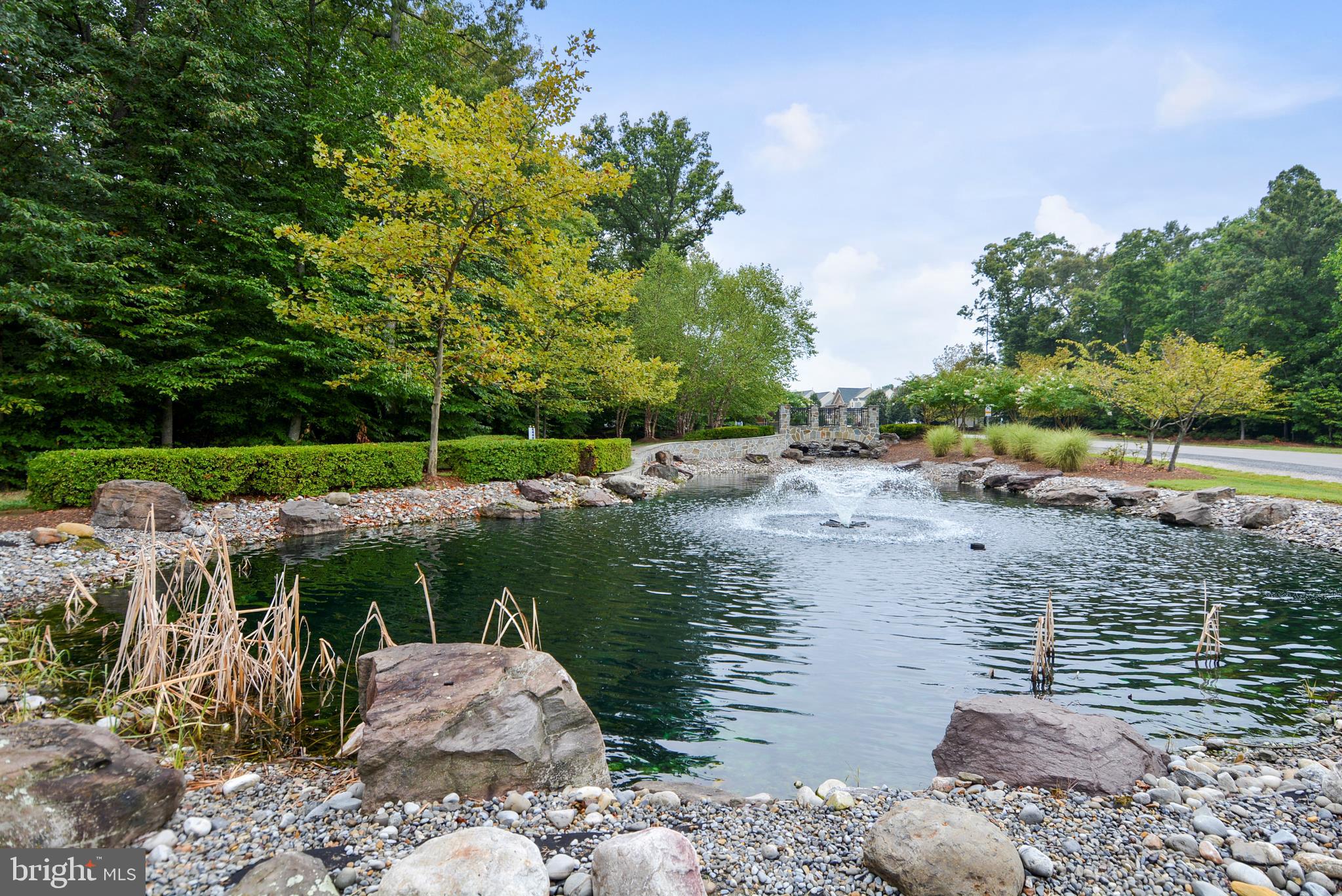 RIVER FALLS - Residential