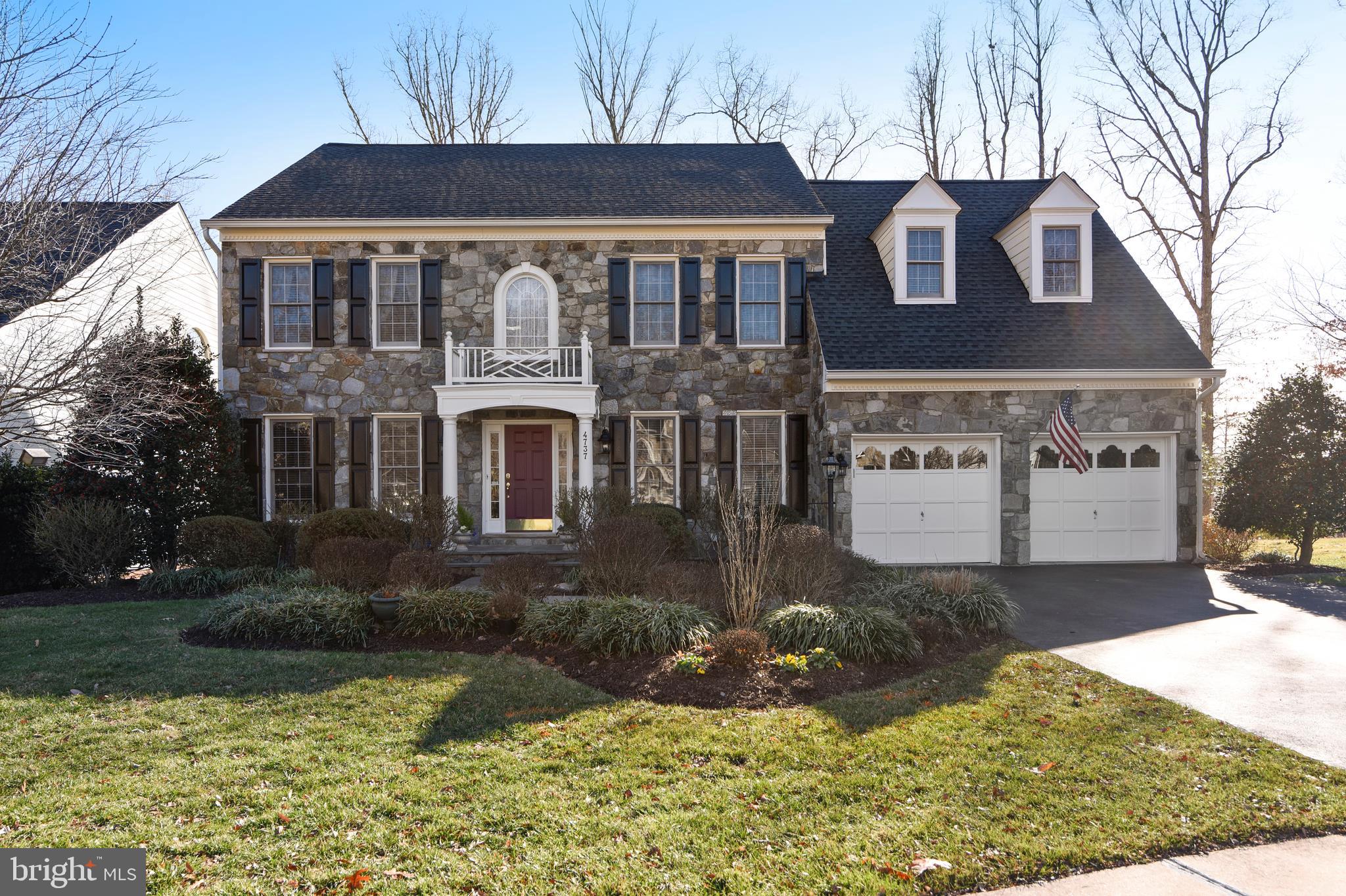 RIVER FALLS - Residential