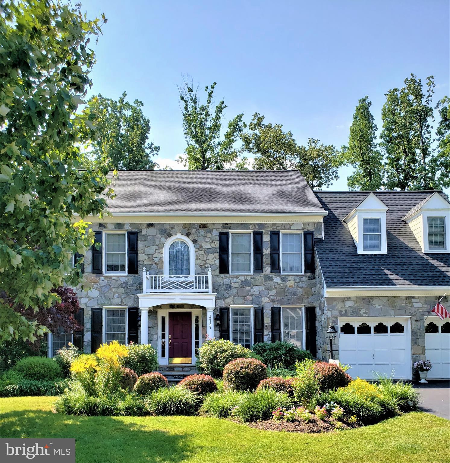 RIVER FALLS - Residential