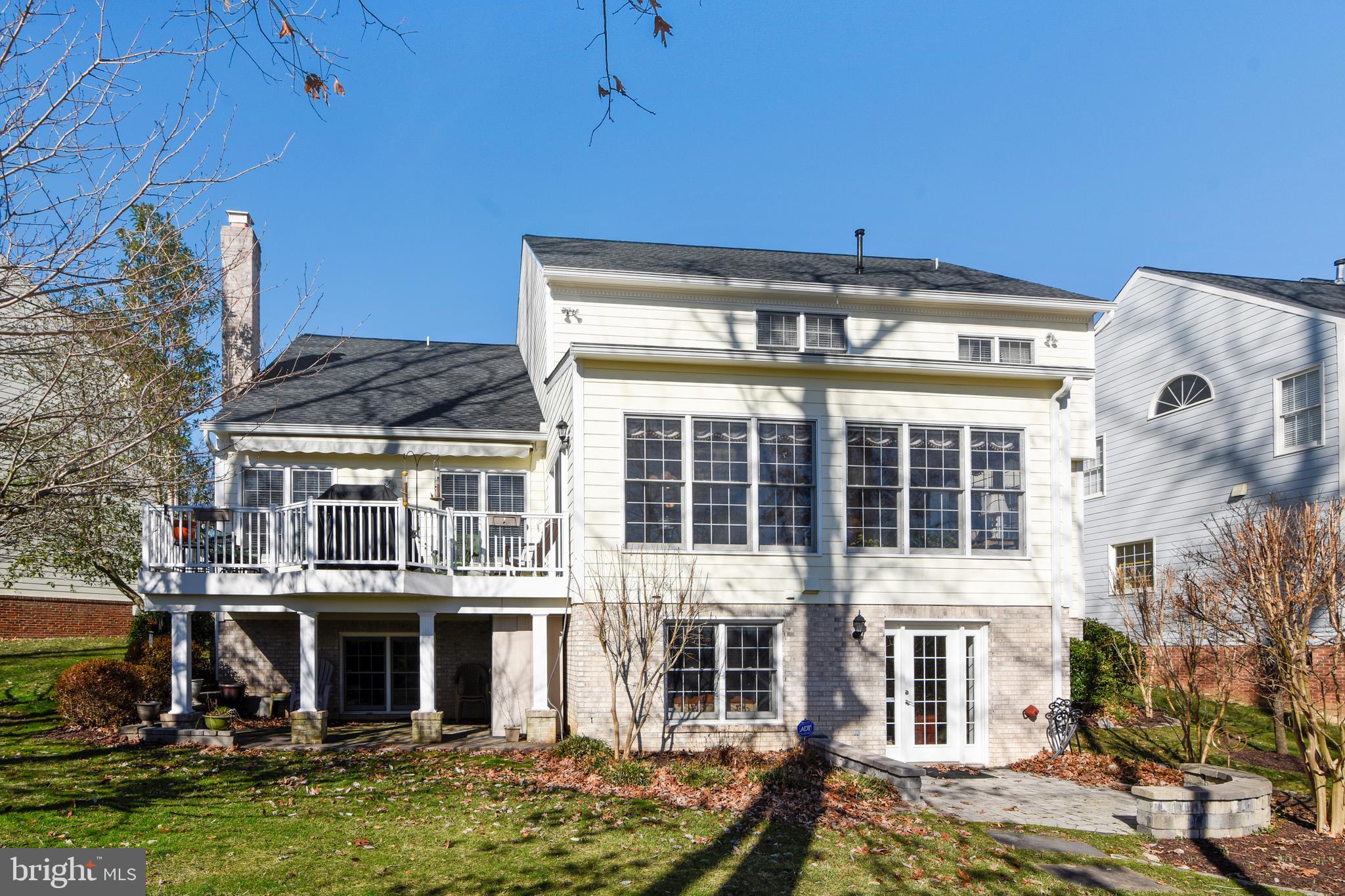 RIVER FALLS - Residential