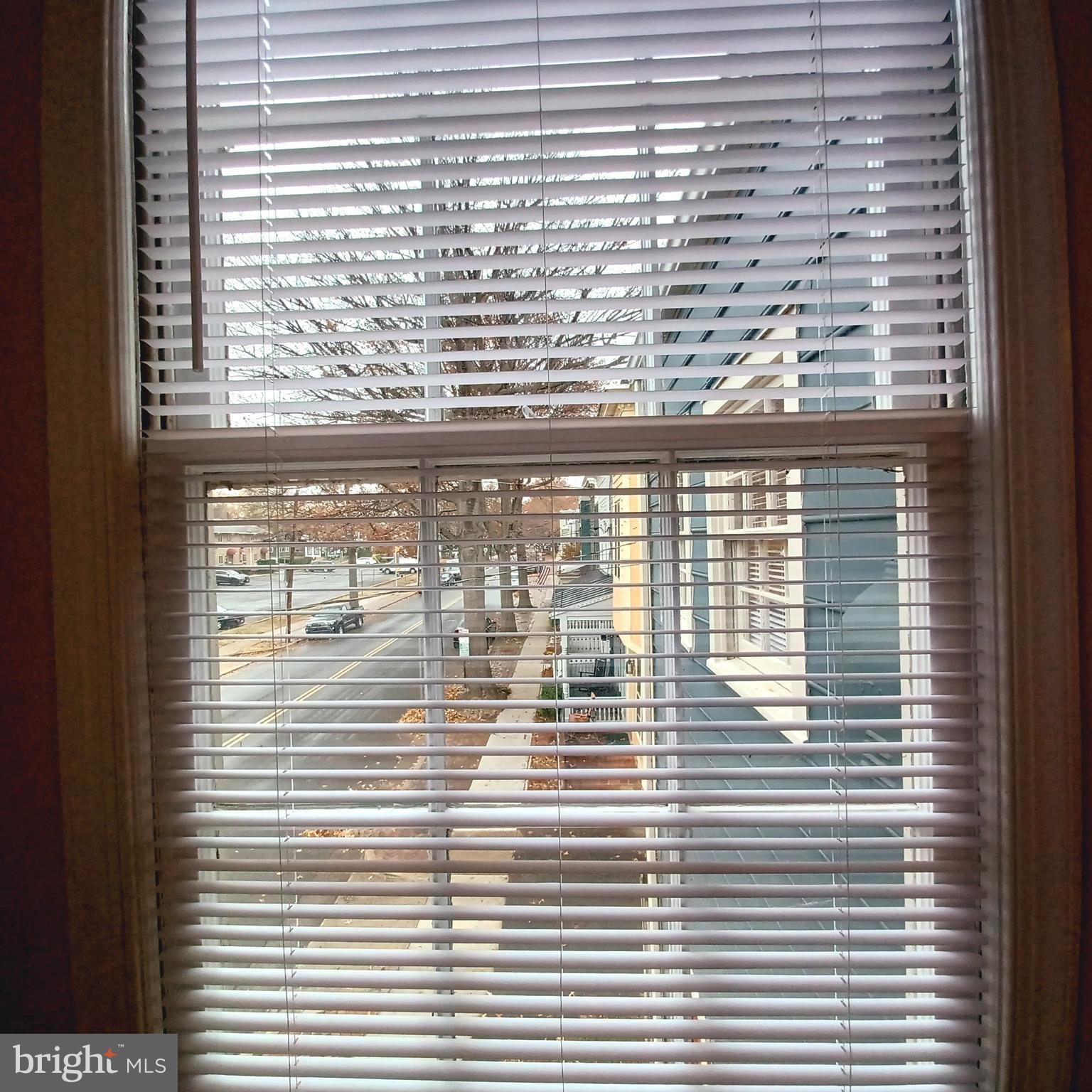 OLD TOWN - Residential Lease