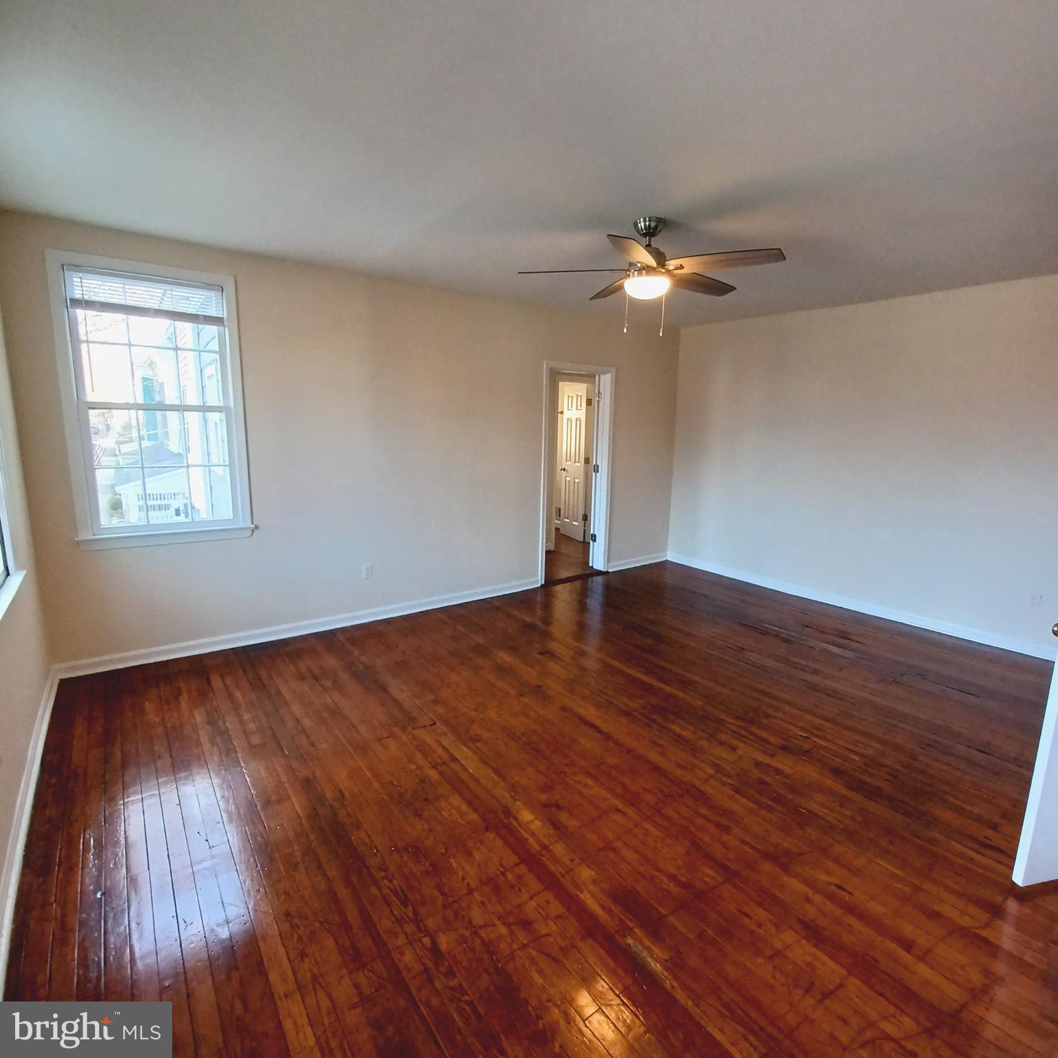 OLD TOWN - Residential Lease