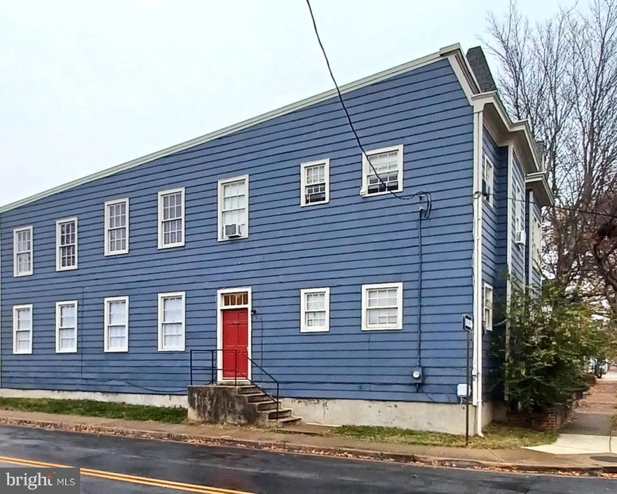 Live in Old Town and walk to the Metro!  A rare find in a fantastic location with incredible value because the utility costs are INCLUDED.   This bright second floor apartment feels larger than it is with high ceilings and a freshly painted palette.  Classic hardwood floors complement the great room and large bedroom. The kitchen features an efficient design including an in-unit washer/dryer. Choose between the King St or Braddock Rd stations each within a 7-minute walk! How much do you love the King Street vibe?  Reach it in less than 2 blocks.  All the best that Old Town has to offer is right at your fingertips.