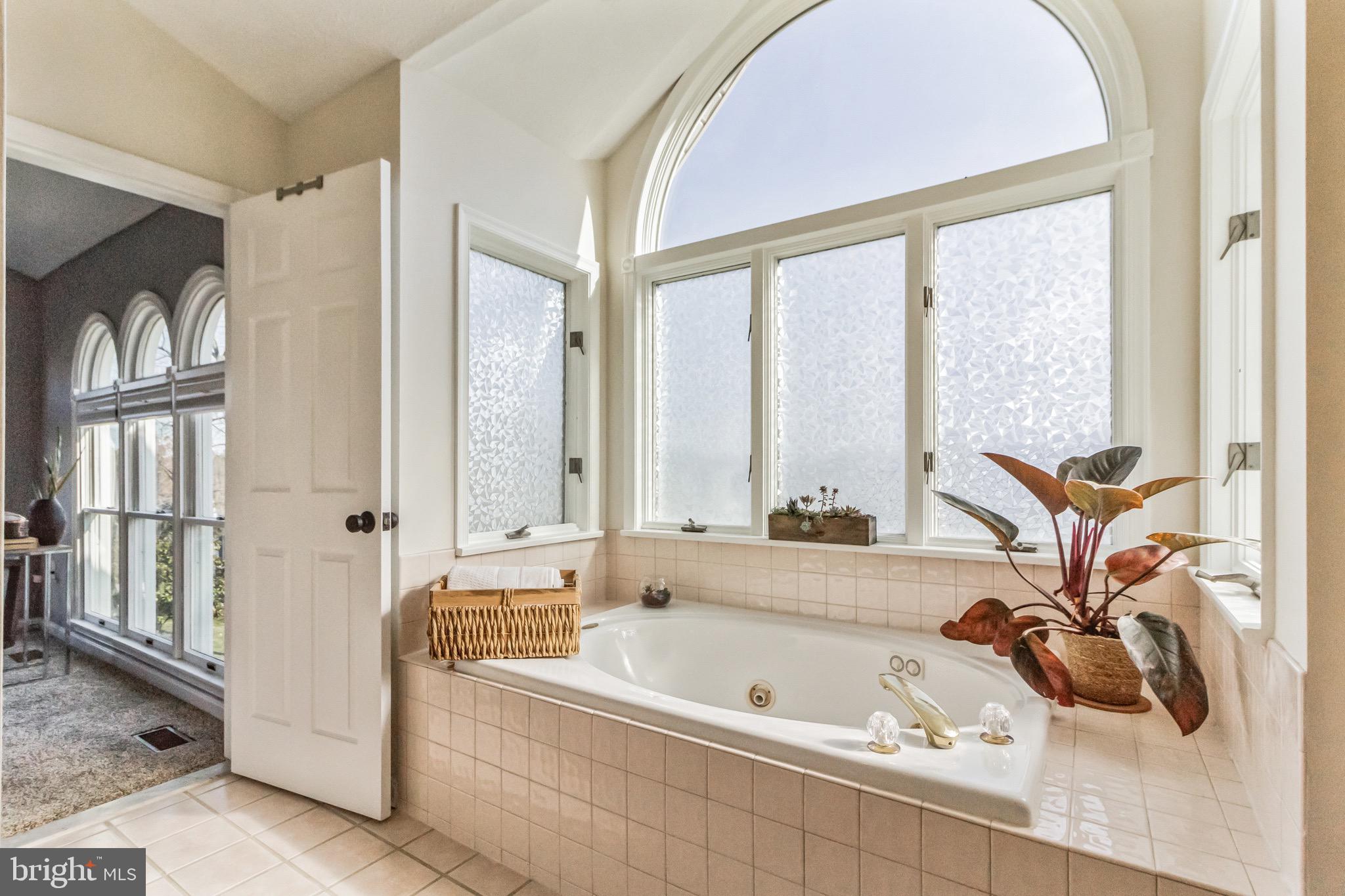 BRADDOCK MANOR - Residential