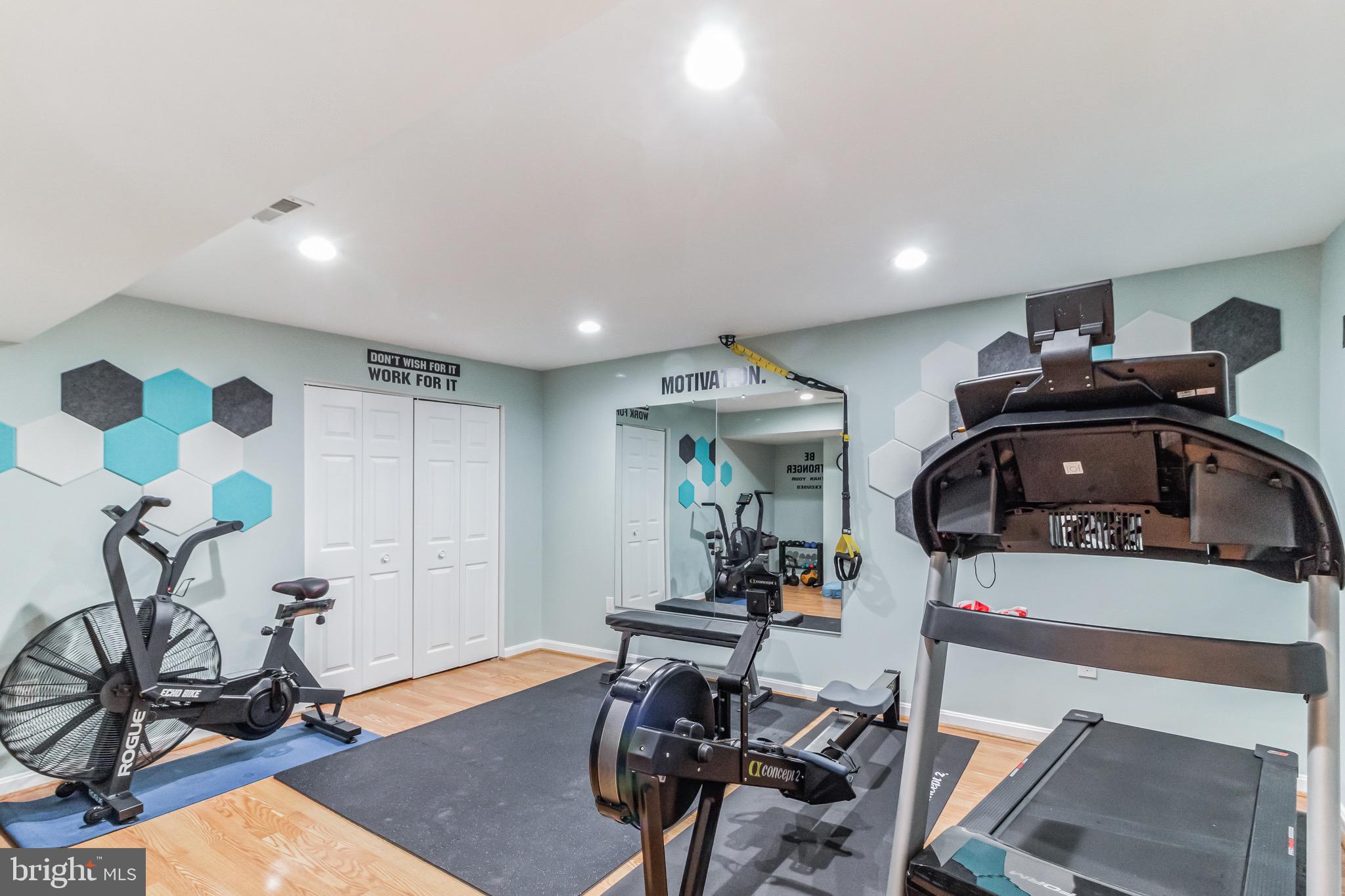 BRADDOCK MANOR - Residential