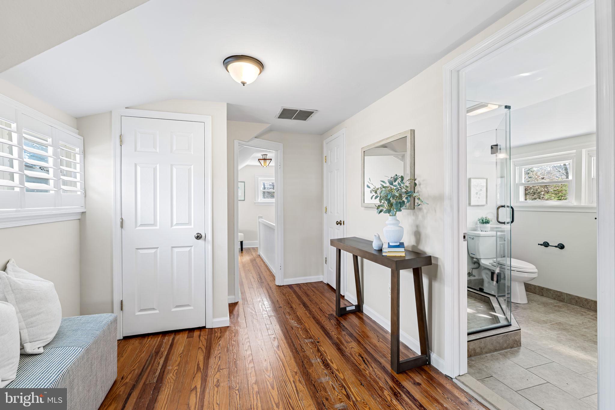 MOUNT WASHINGTON - Residential