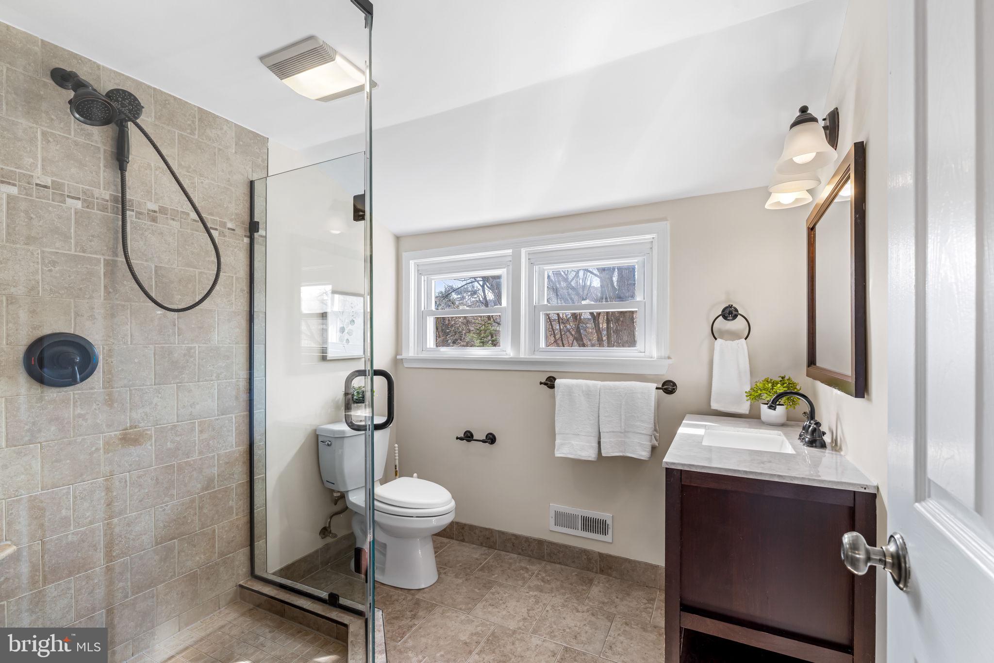 MOUNT WASHINGTON - Residential