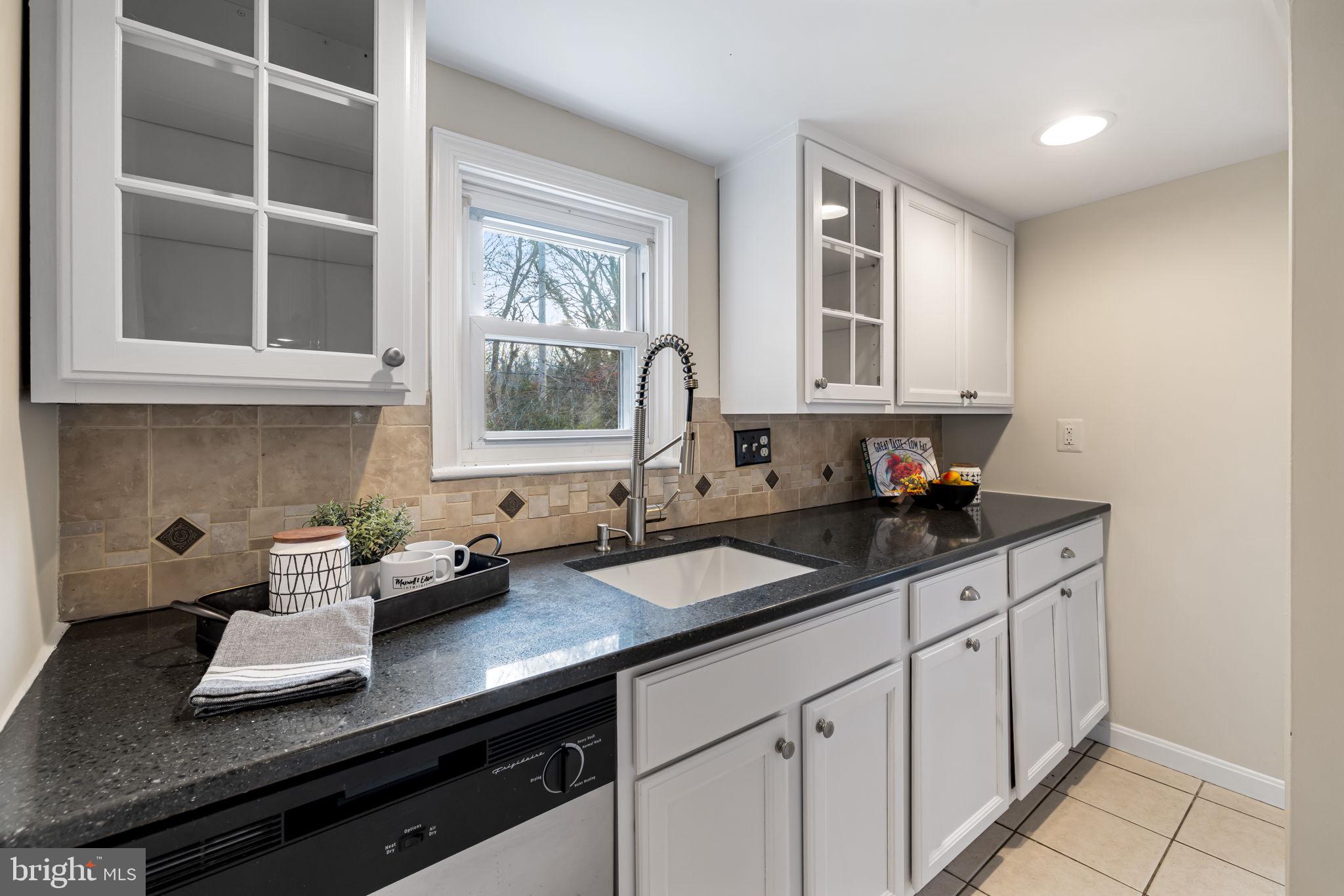 MOUNT WASHINGTON - Residential