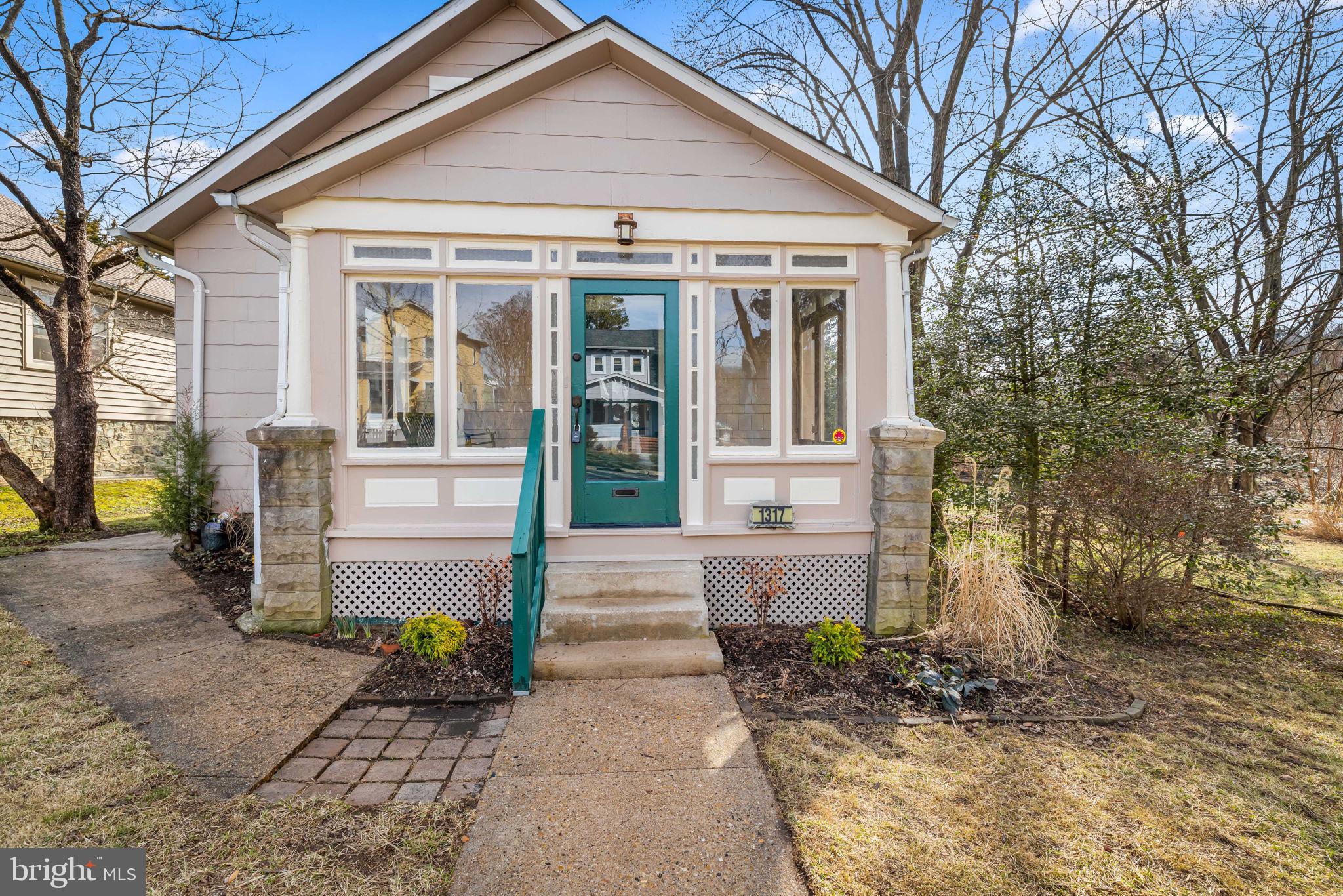 MOUNT WASHINGTON - Residential